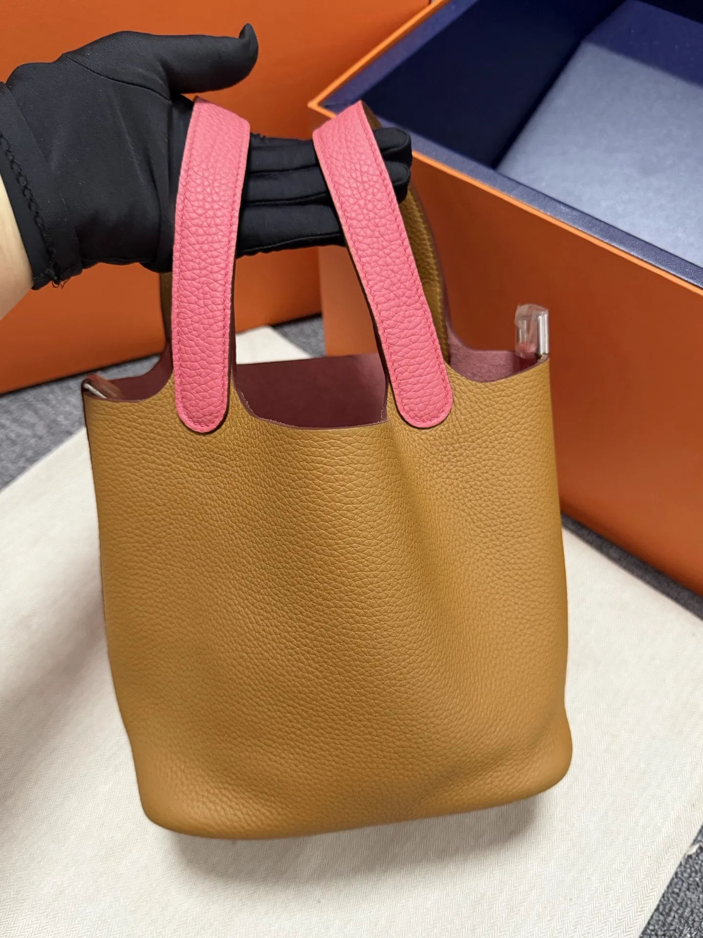 HER 27FW OLJXCOB 008 버킷백 7