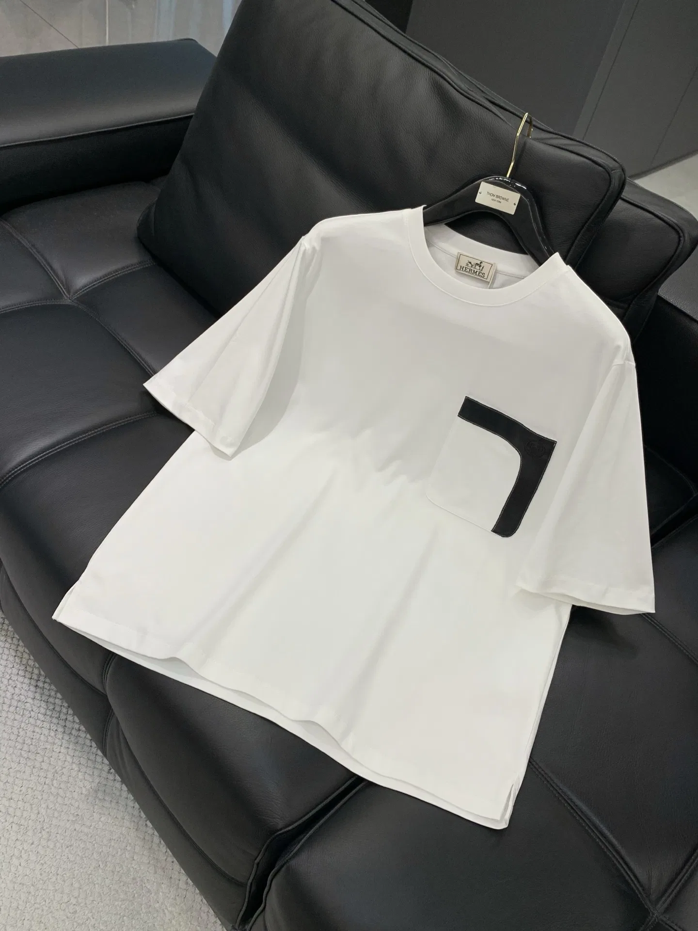 HER 27FW SLTDOIB 007 반팔티셔츠 9