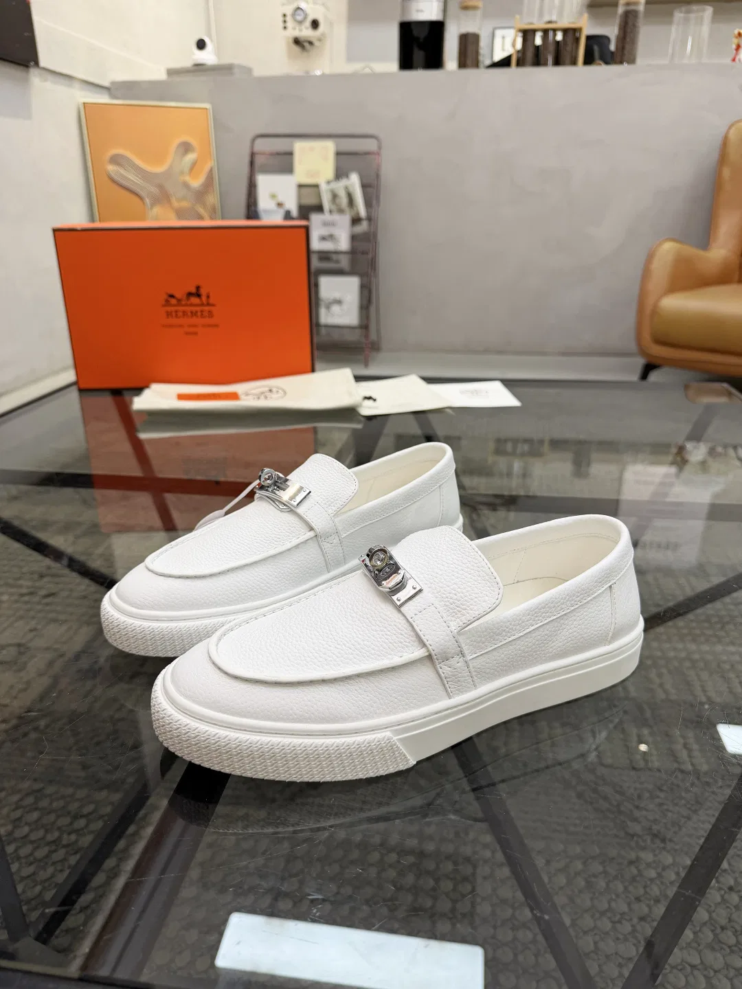 HER 27FW SLTDOIB 020 로퍼 15