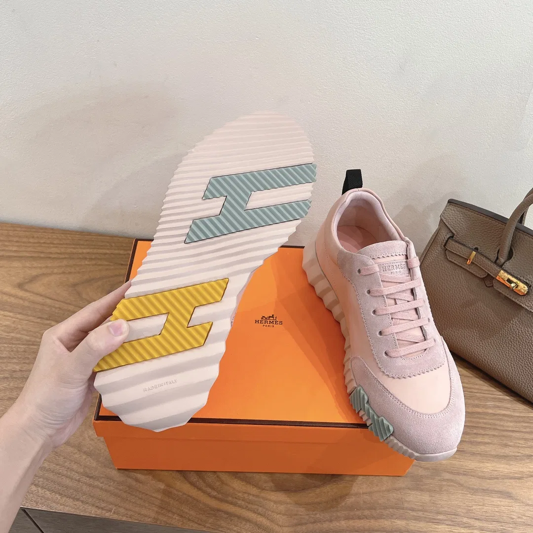 HER 27FW WDXRVMD 017 스니커즈 9