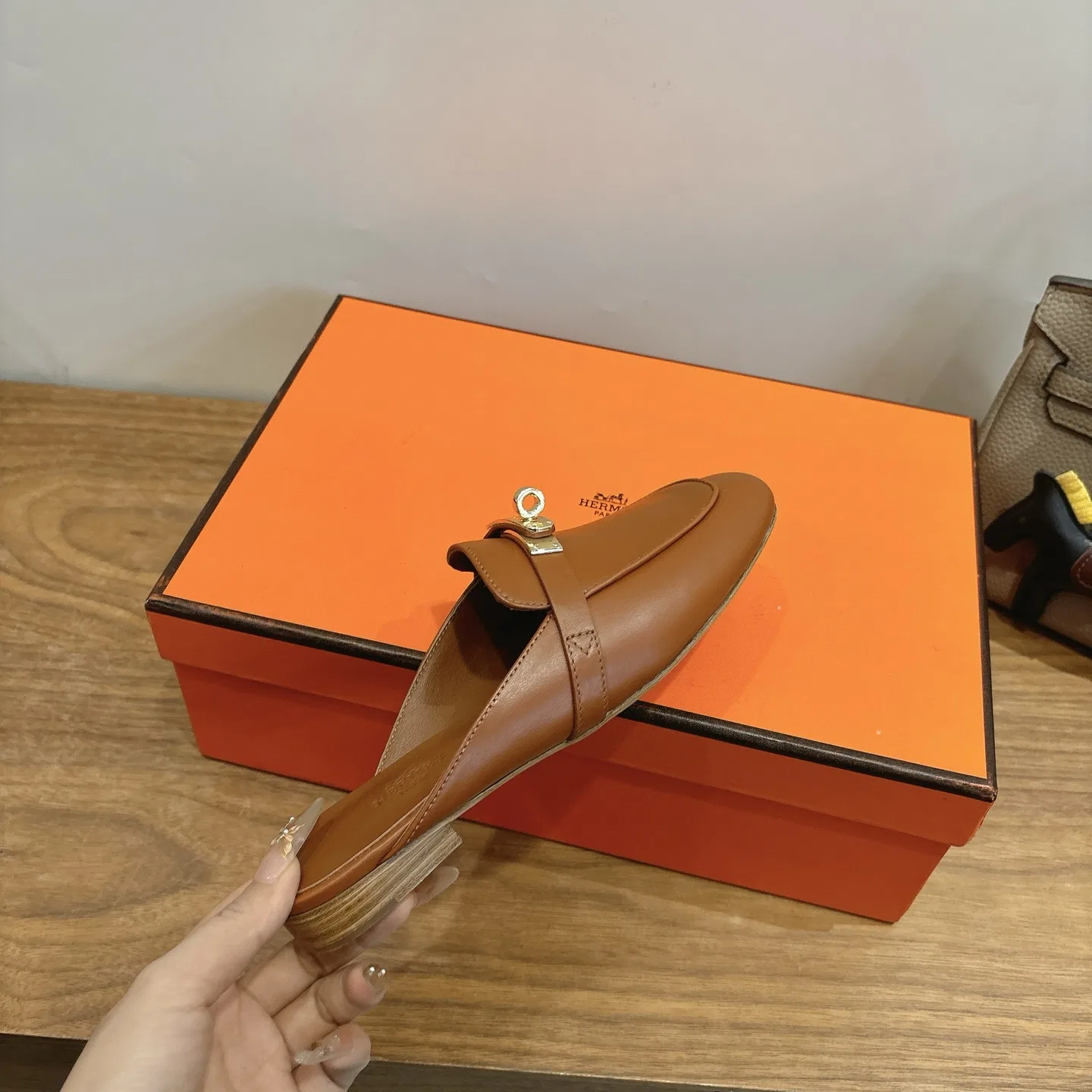 HER 27FW WDXRVMD 026 로퍼 16