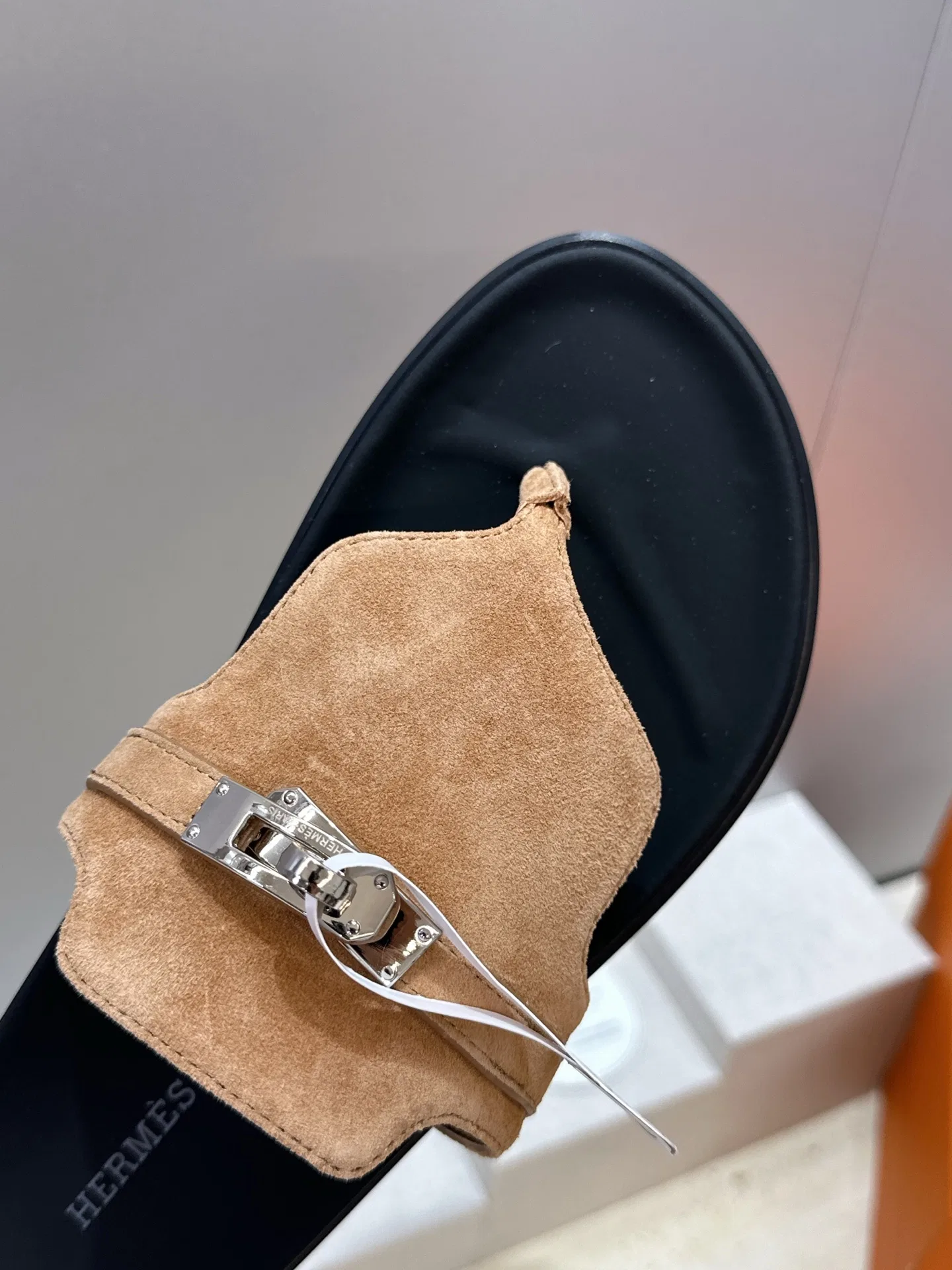 HER 27FW WDXRVMD 040 쪼리 8