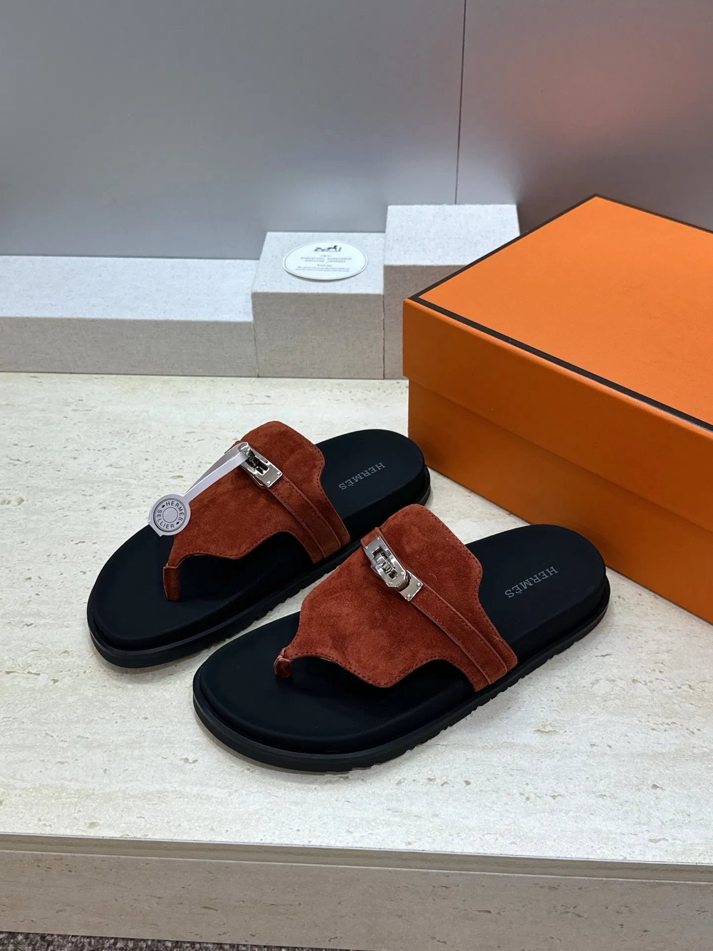 HER 27FW WDXRVMD 040 쪼리 12