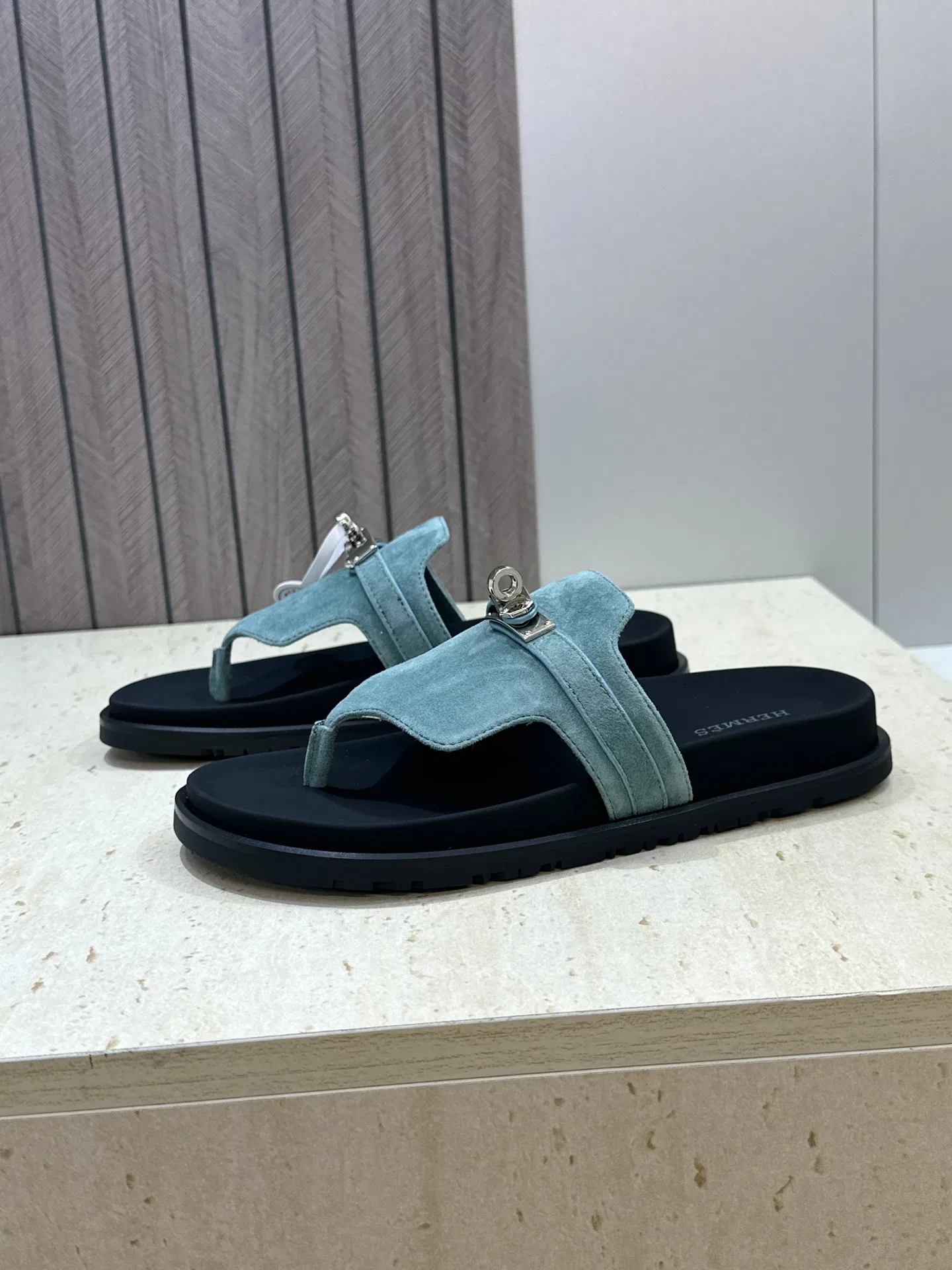 HER 27FW WDXRVMD 040 쪼리 23
