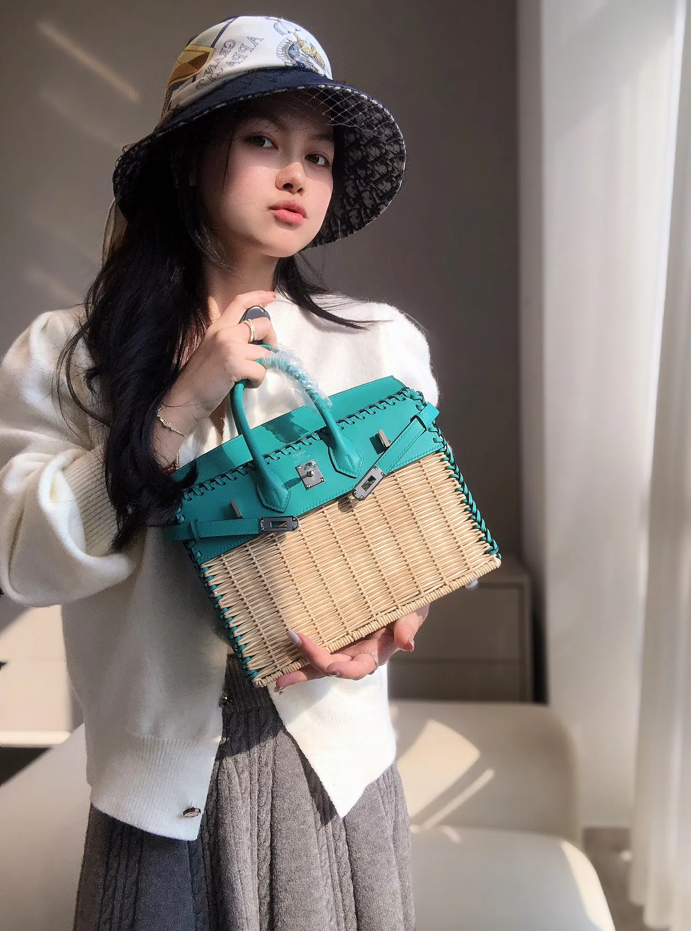 HER 27FW WDXRVMD 053 토트백 14