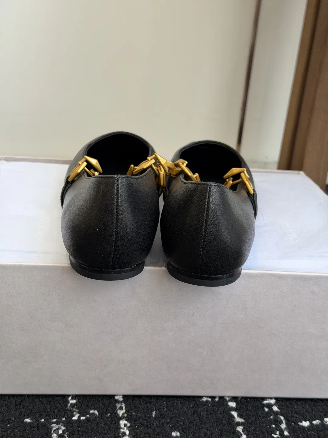 JIMMY 27FW OEHVZJN 001 플랫슈즈 17