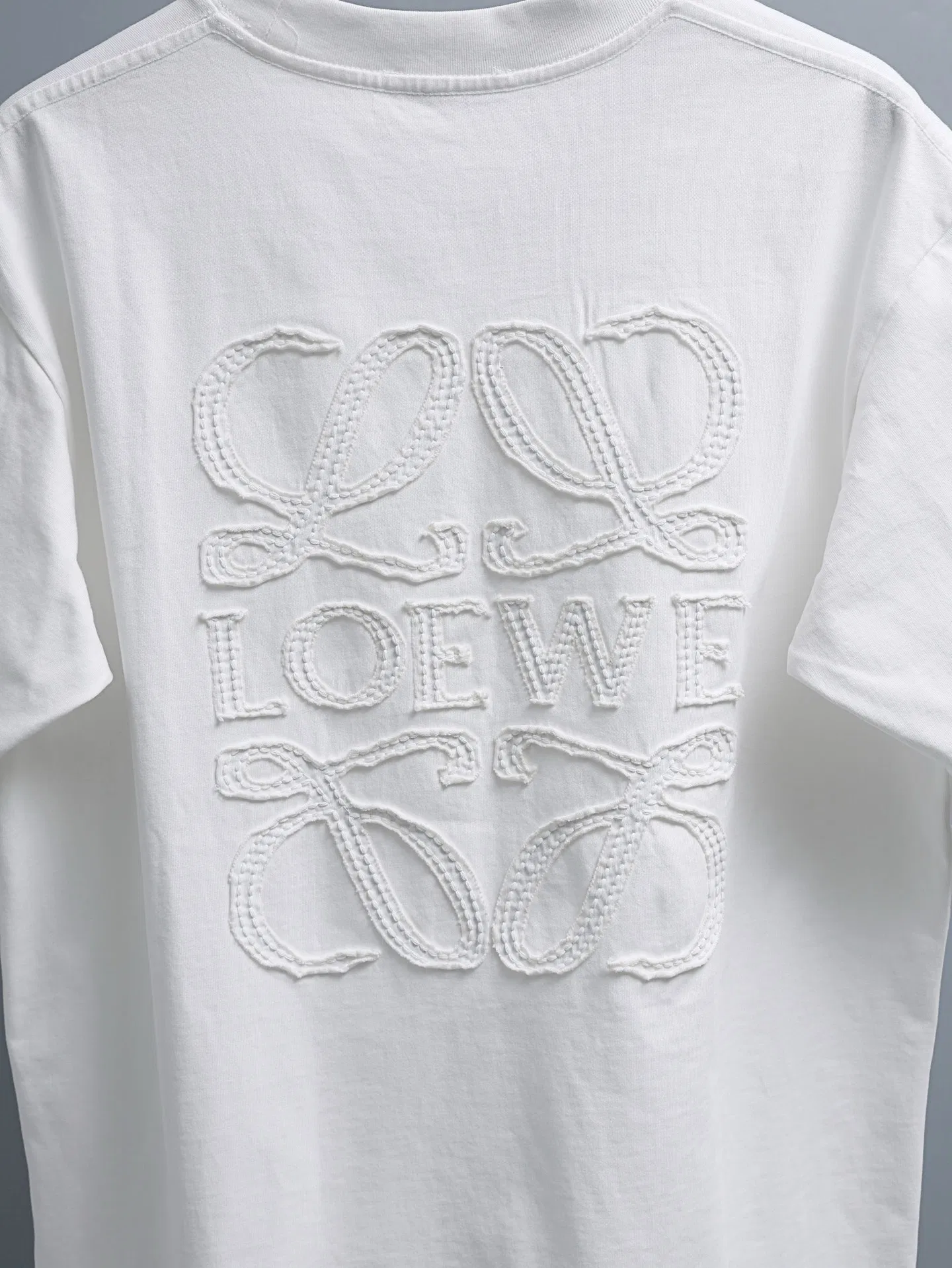 LOE 27FW CJLCGUA 005 반팔티셔츠 14