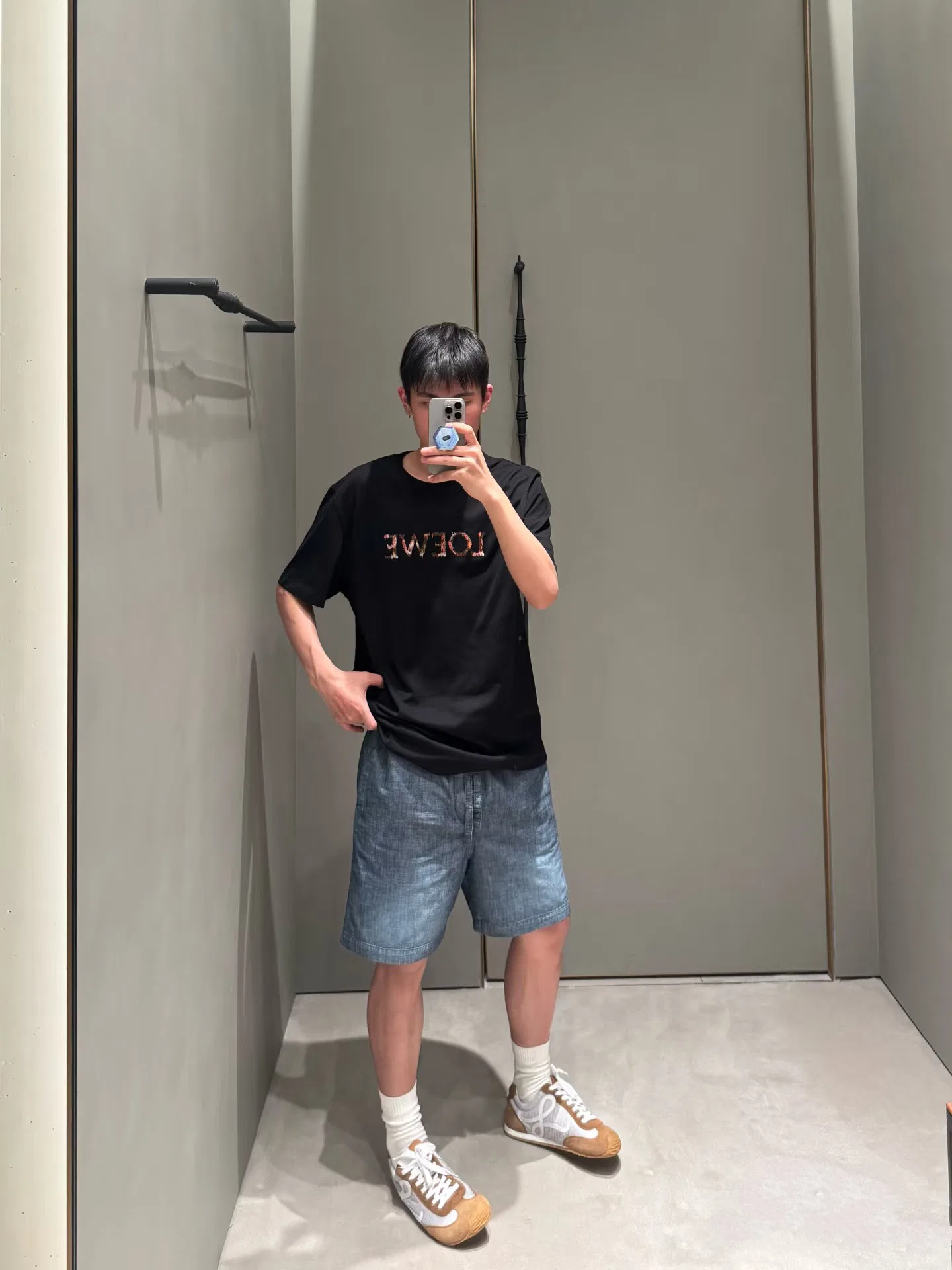 LOE 27FW GJQMSNY 002 반팔티셔츠 9