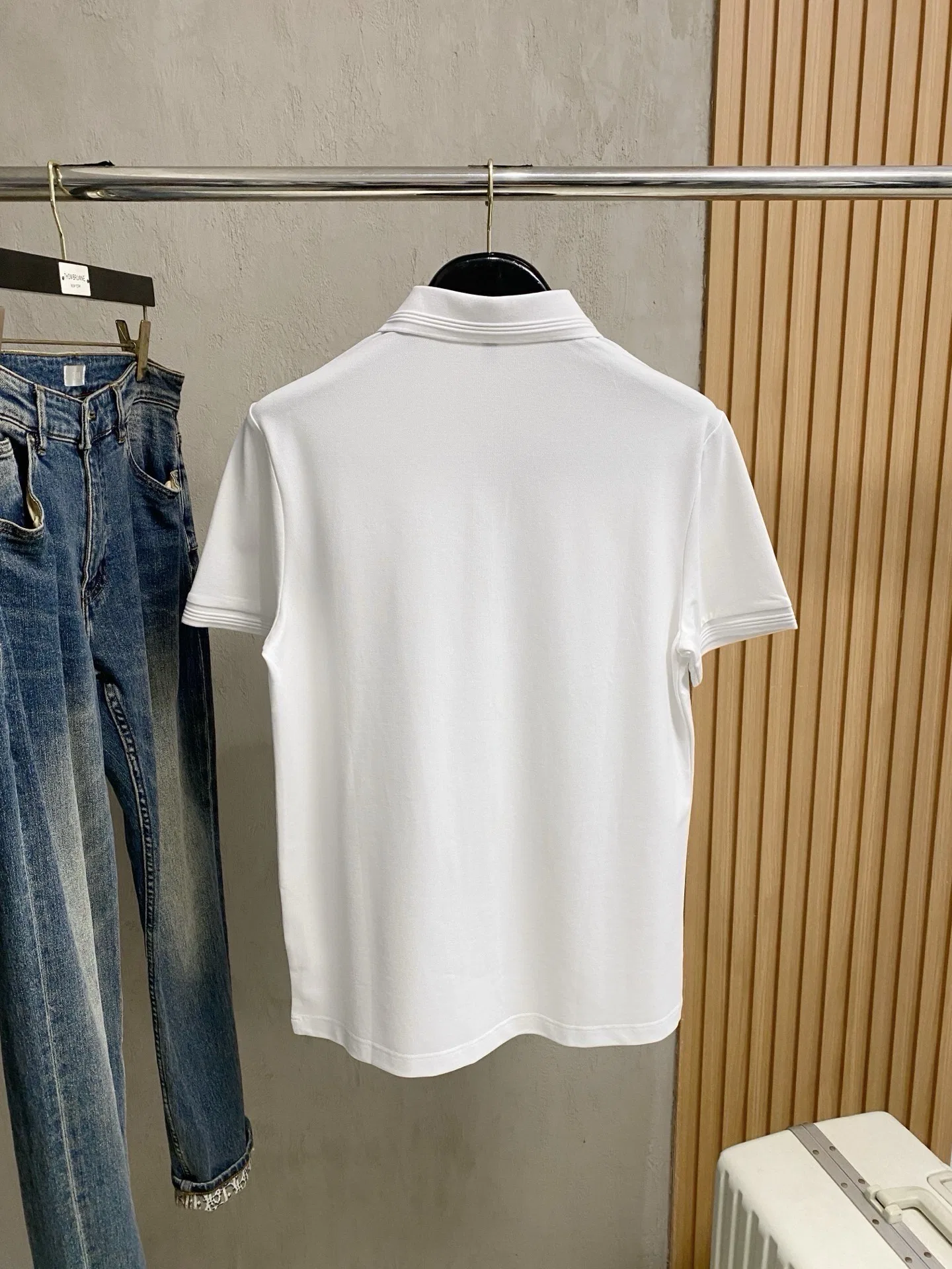 LOE 27FW GKLGTQR 001 폴로반팔티셔츠 9