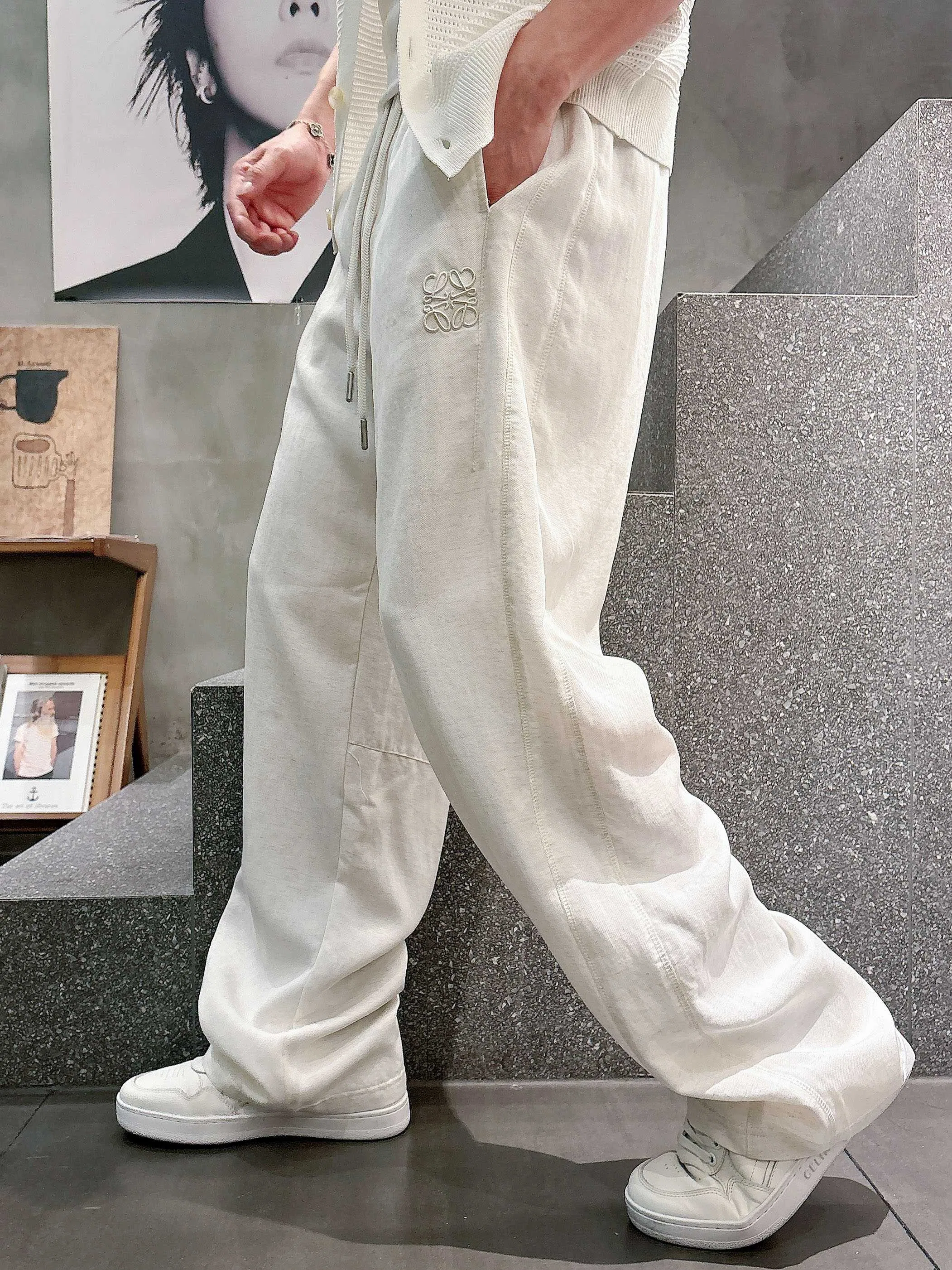 LOE 27FW HMUOLTR 015 스웻팬츠 8