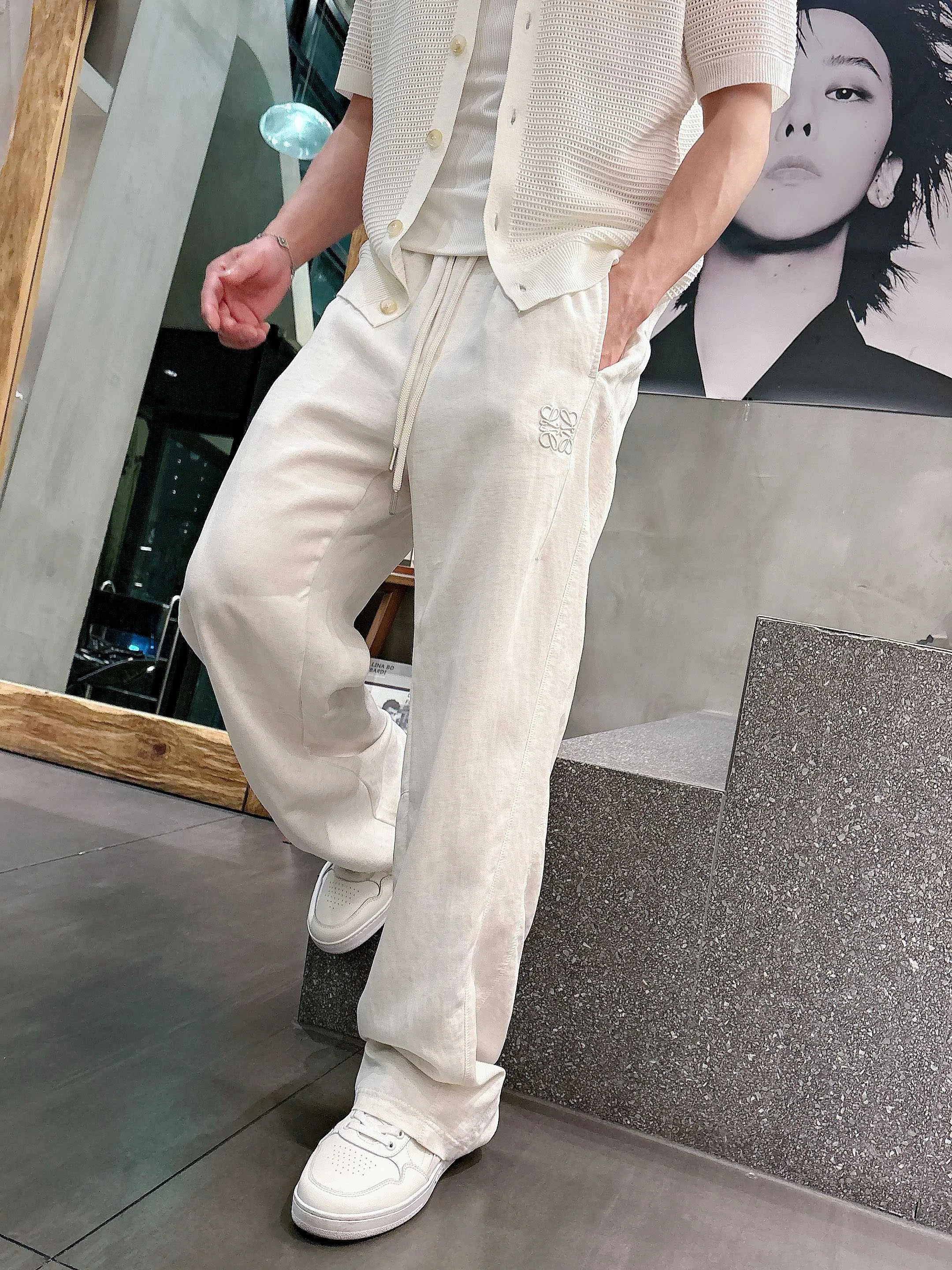 LOE 27FW HMUOLTR 015 스웻팬츠 10