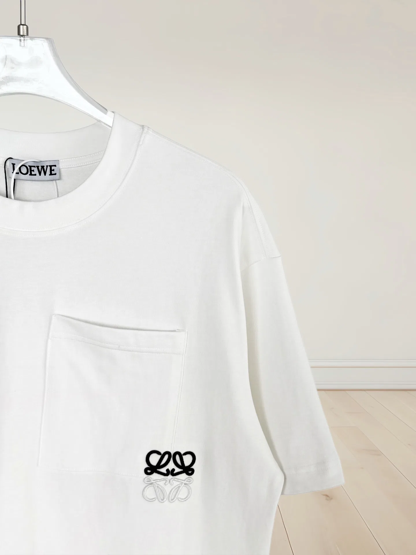 LOE 27FW HMUOLTR 050 반팔티셔츠 21