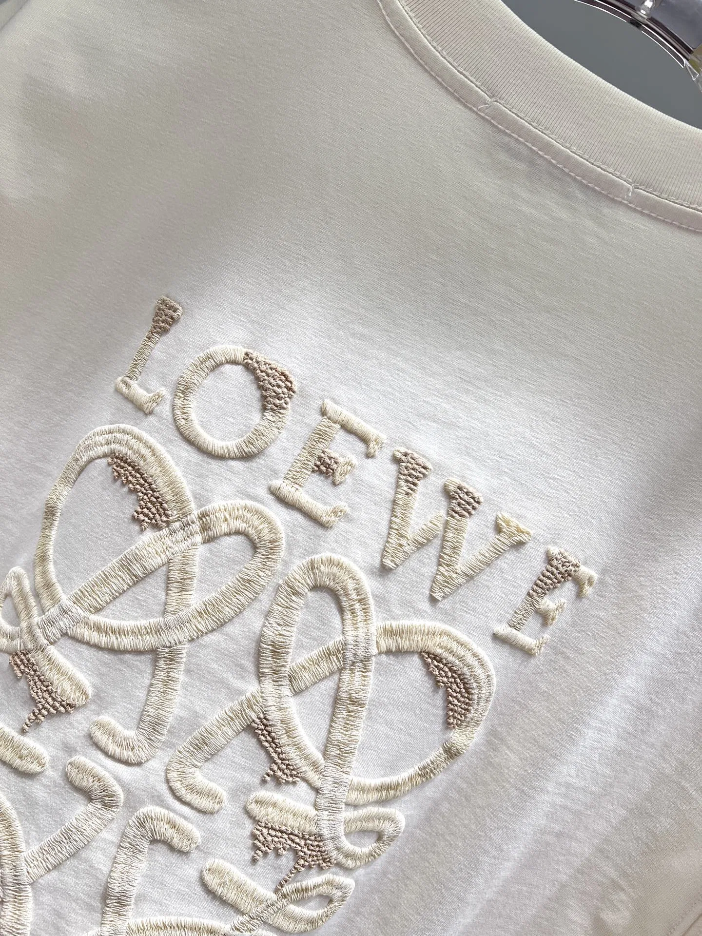 LOE 27FW IOMVBCF 016 반팔티셔츠 9