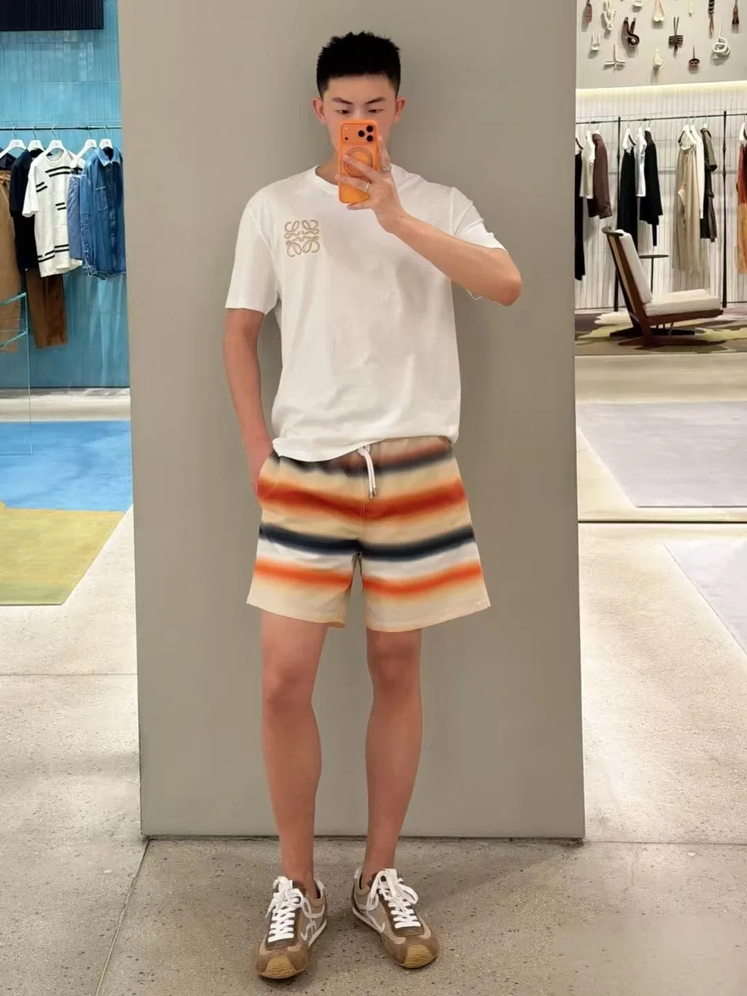 LOE 27FW TSERGIY 001 반팔티셔츠 27
