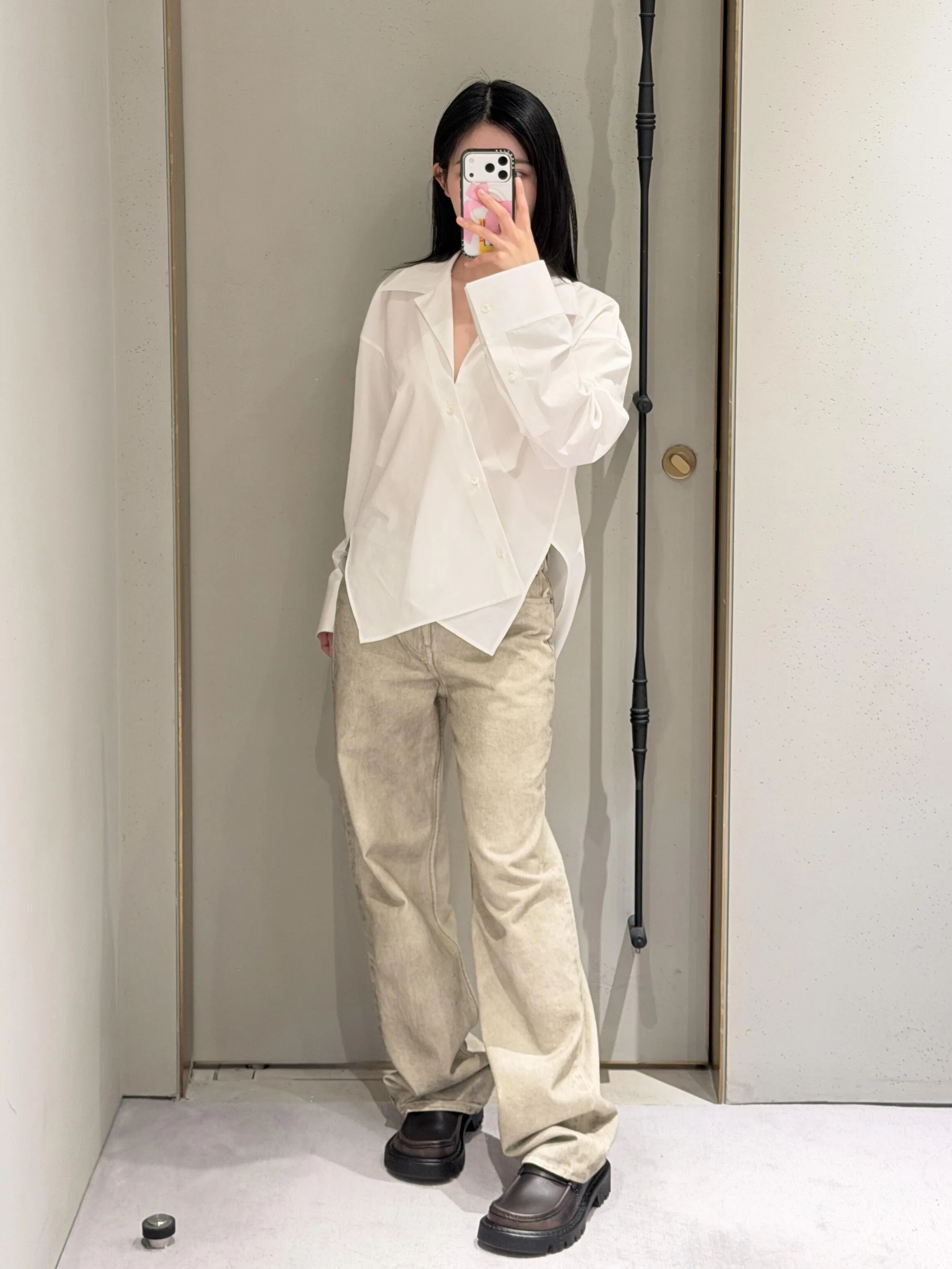 LOE 27FW TSERGIY 003 데님팬츠 27