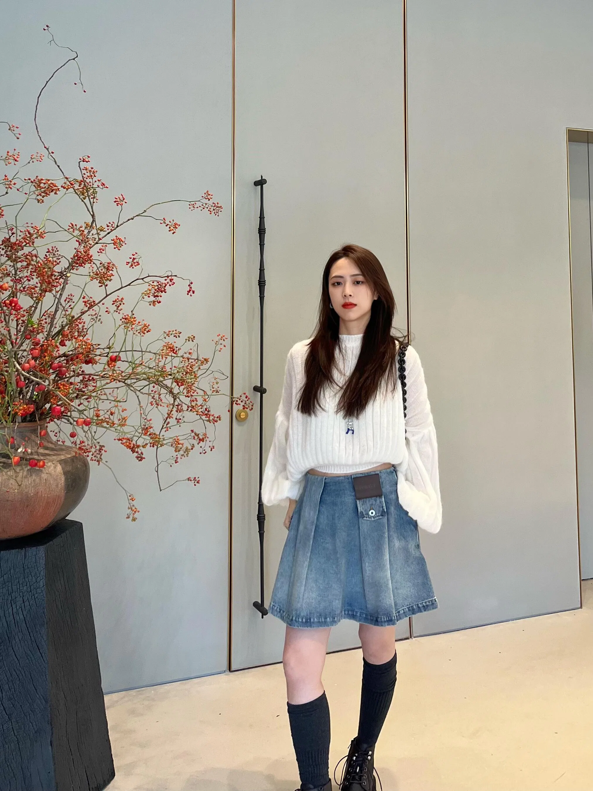 LOE 27FW TSERGIY 005 스커트 10