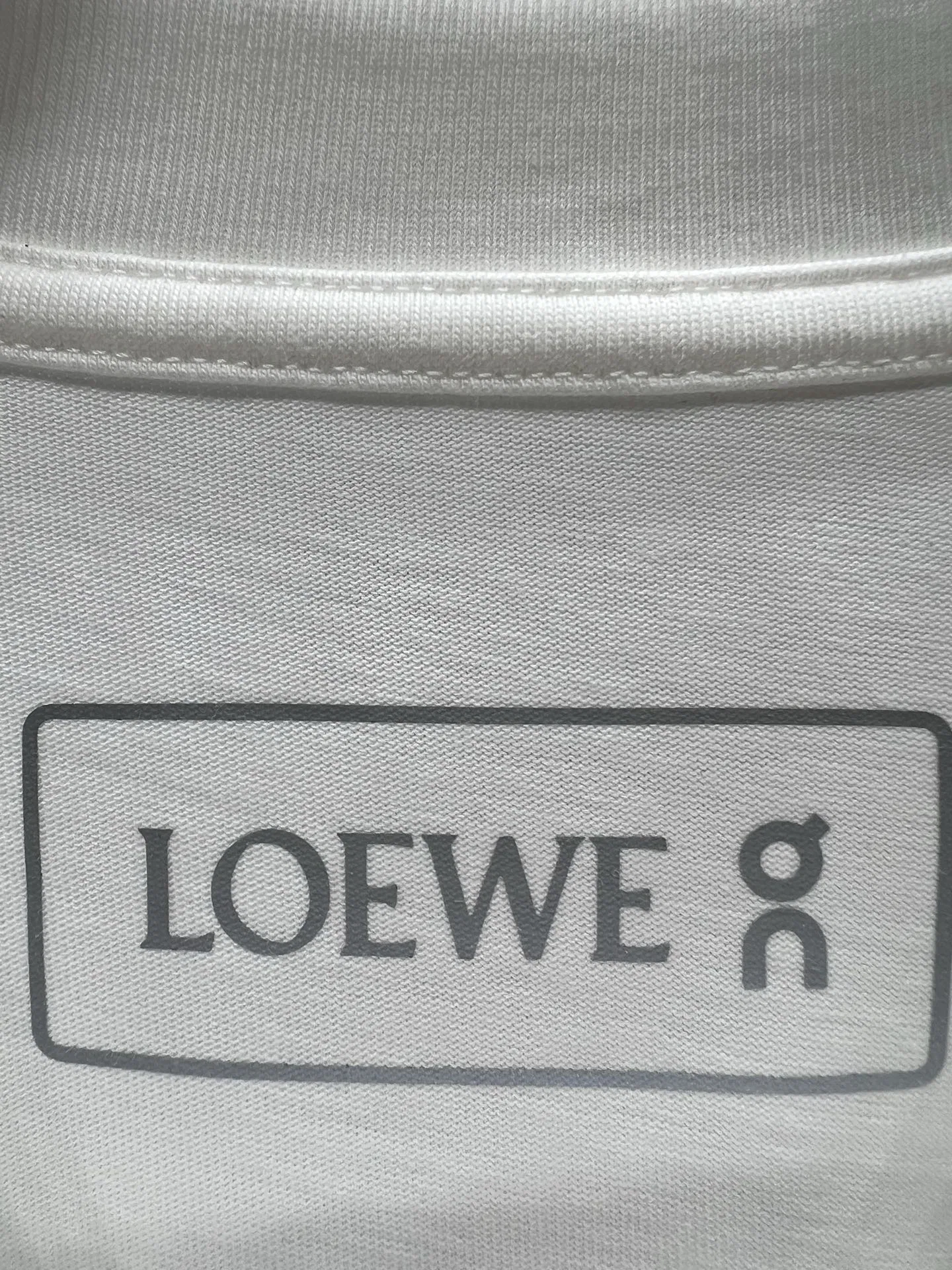 LOE 27FW TSERGIY 010 반팔티셔츠 24