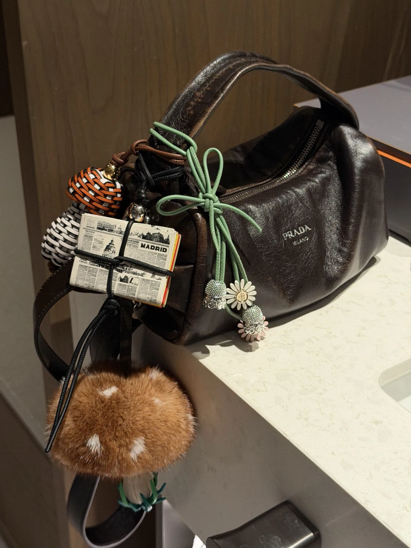 LOE 27FW UKWJSUW 002 참 12