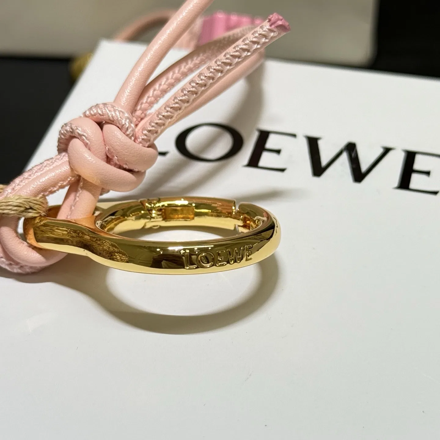 LOE 27FW UKWJSUW 014 참 8