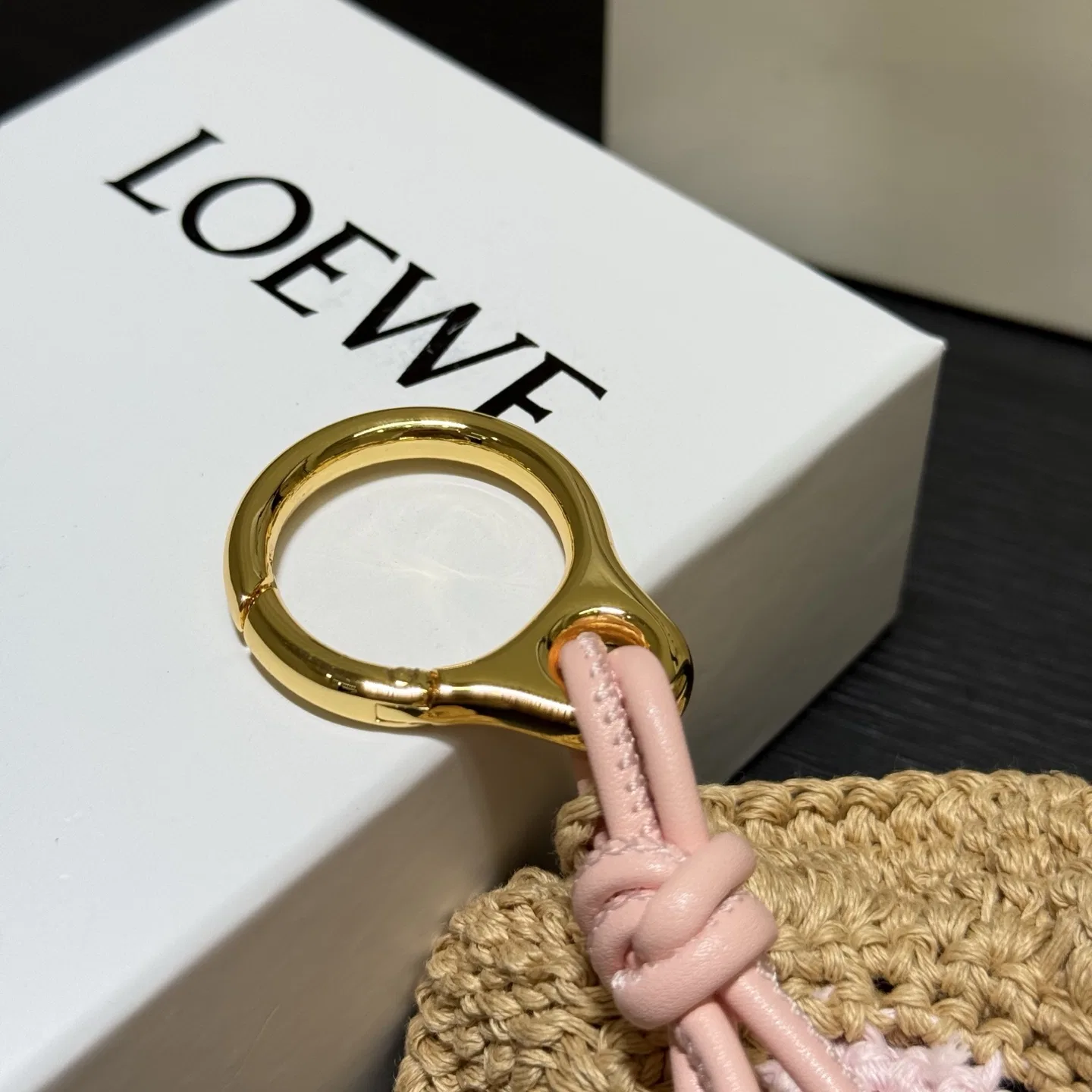 LOE 27FW UKWJSUW 014 참 9