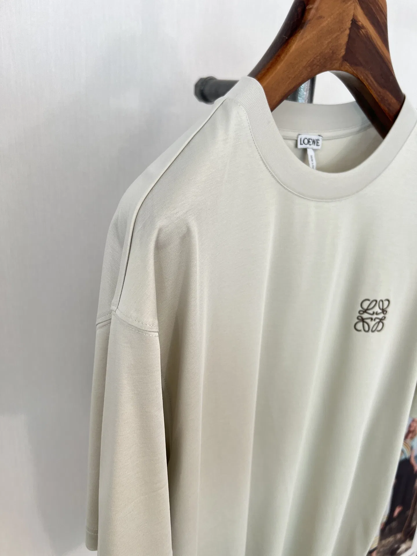 LOE 27FW XFAVAGO 004 반팔티셔츠 8