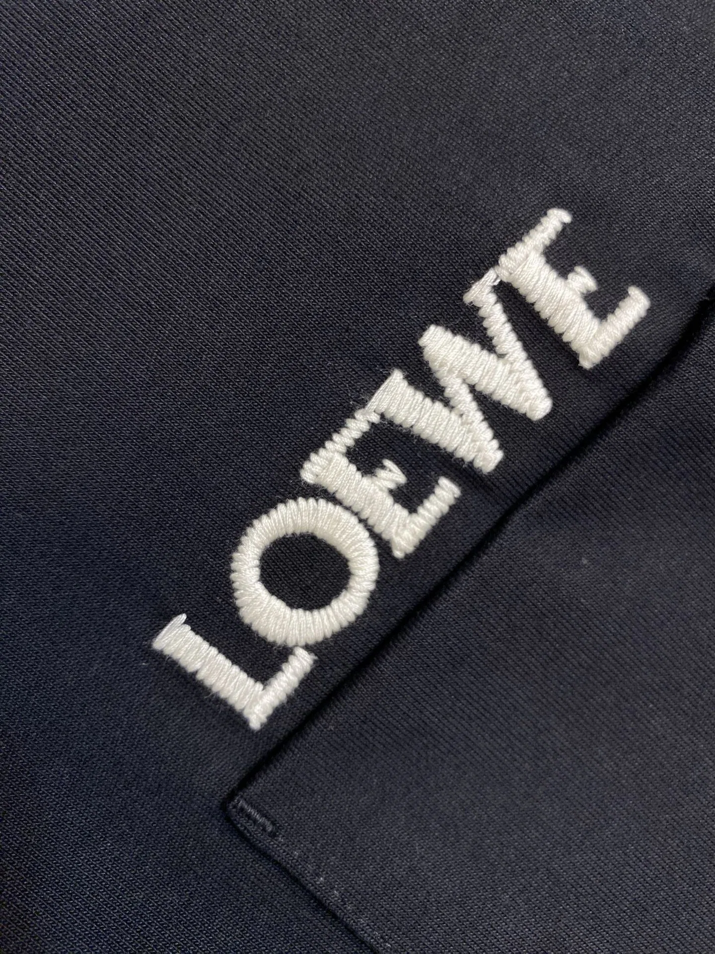 LOE 27FW XFAVAGO 005 반팔티셔츠 10