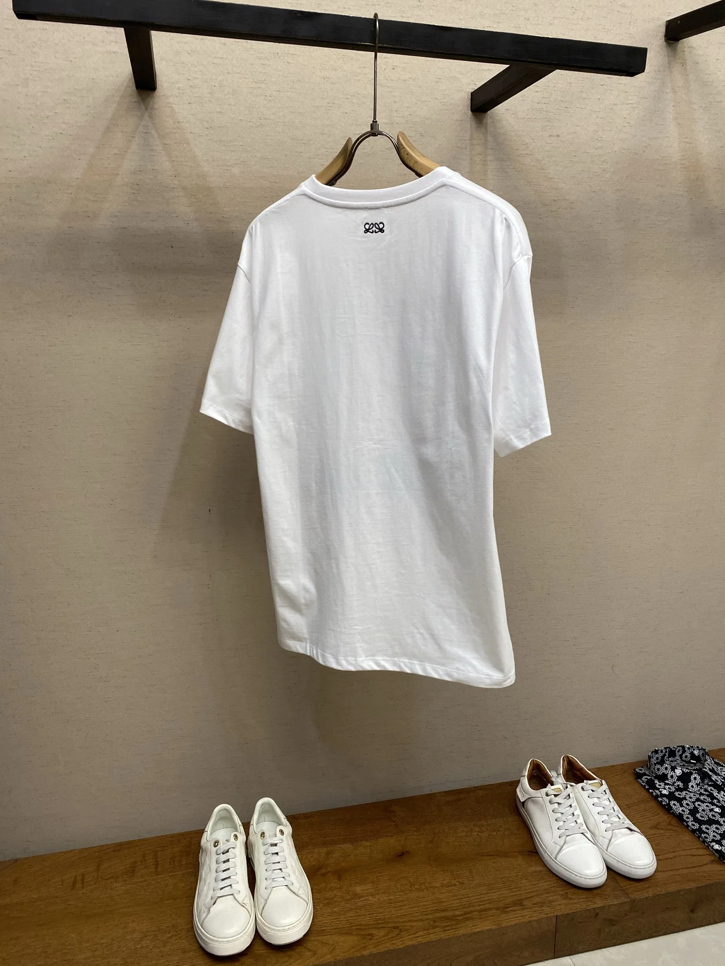 LOE 27FW XFAVAGO 009 반팔티셔츠 17