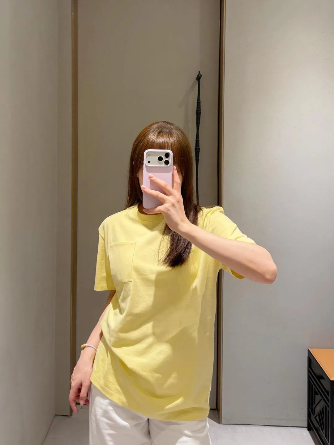 LOE 27FW XFAVAGO 010 반팔티셔츠 21