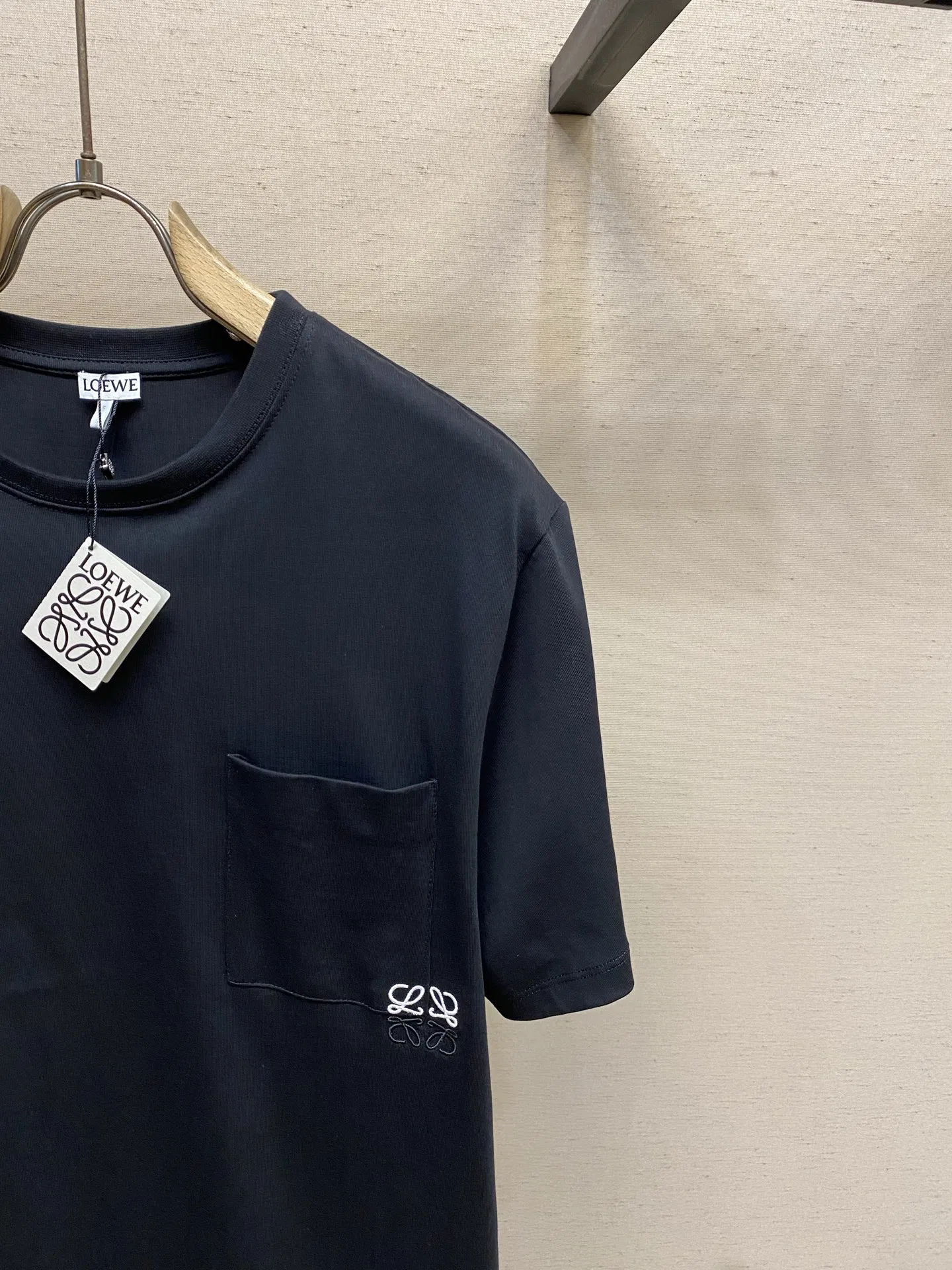 LOE 27FW XFAVAGO 010 반팔티셔츠 30