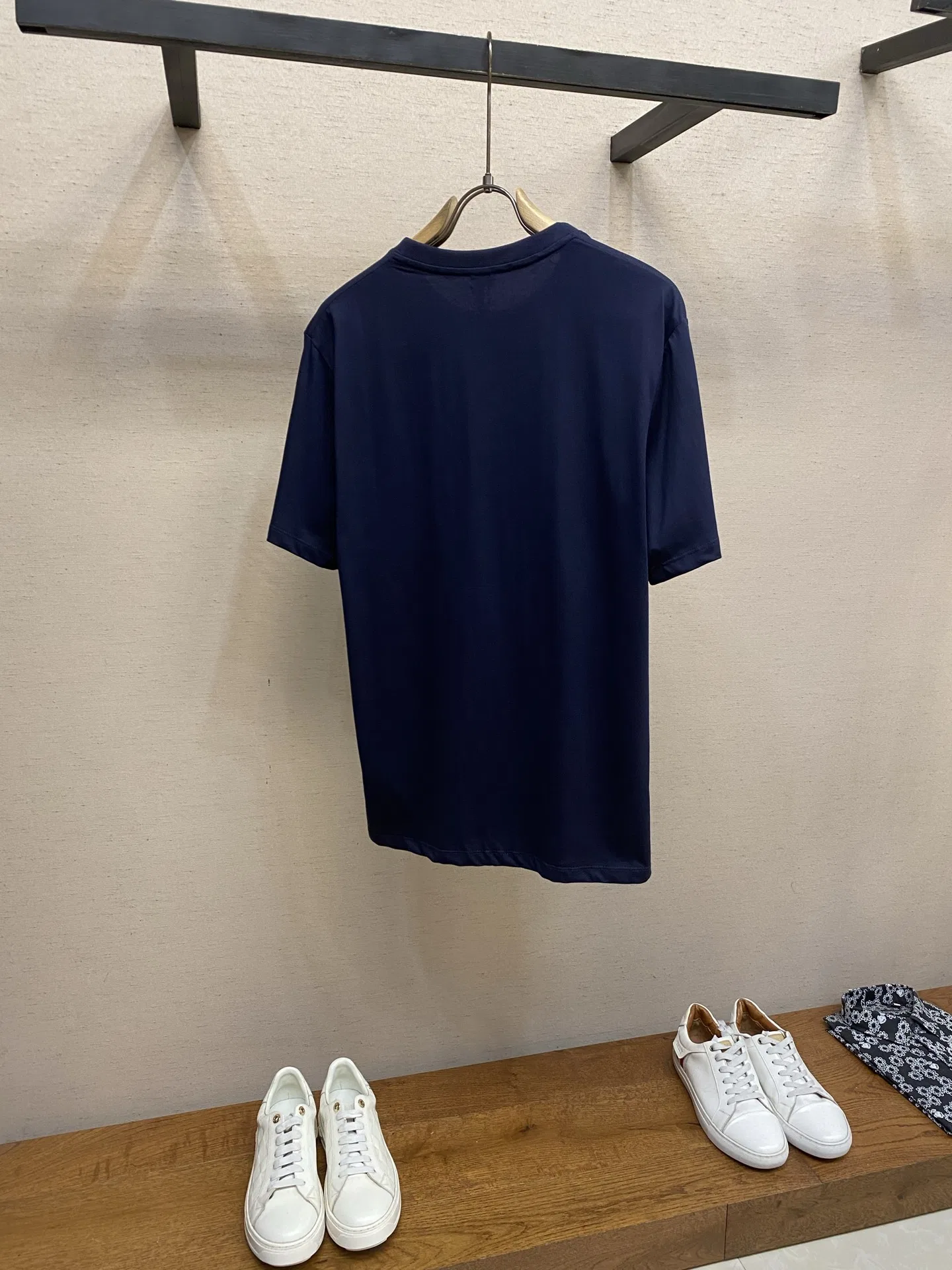 LOE 27FW XFAVAGO 025 반팔티셔츠 10