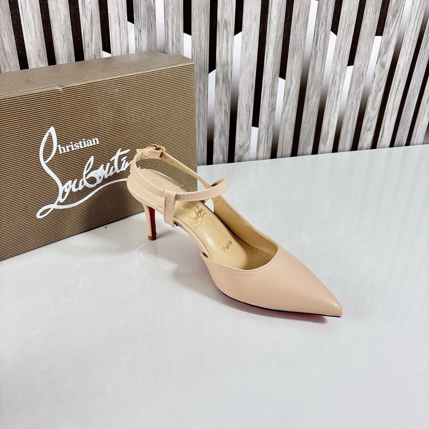LOUBOUTIN 27FW CDNVCOY 001 구두 8