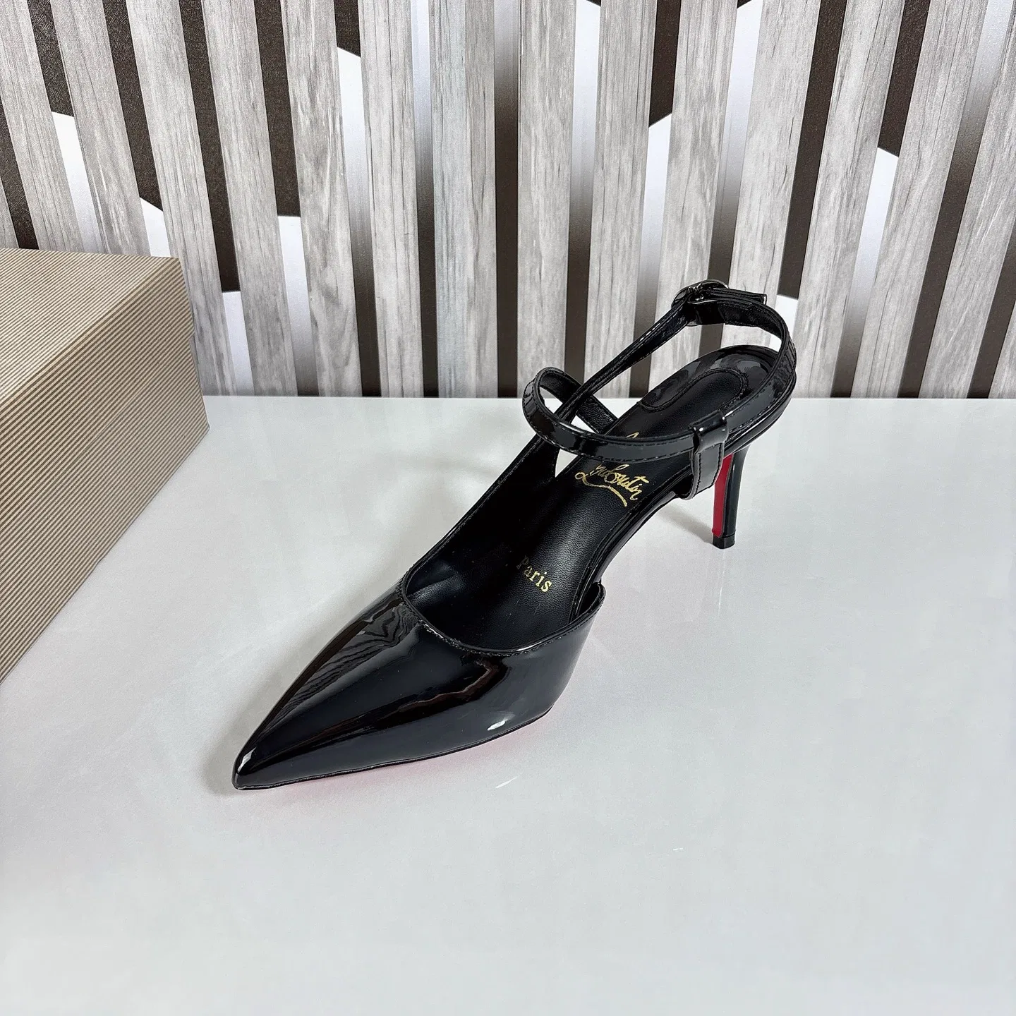LOUBOUTIN 27FW CDNVCOY 001 구두 21