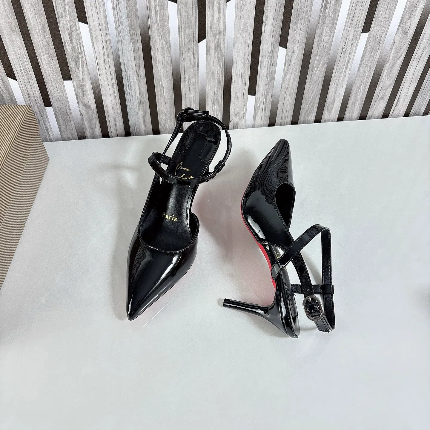LOUBOUTIN 27FW CDNVCOY 001 구두 22