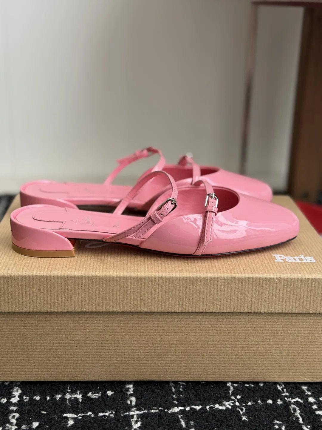 LOUBOUTIN 27FW EIYCUJO 001 구두 11