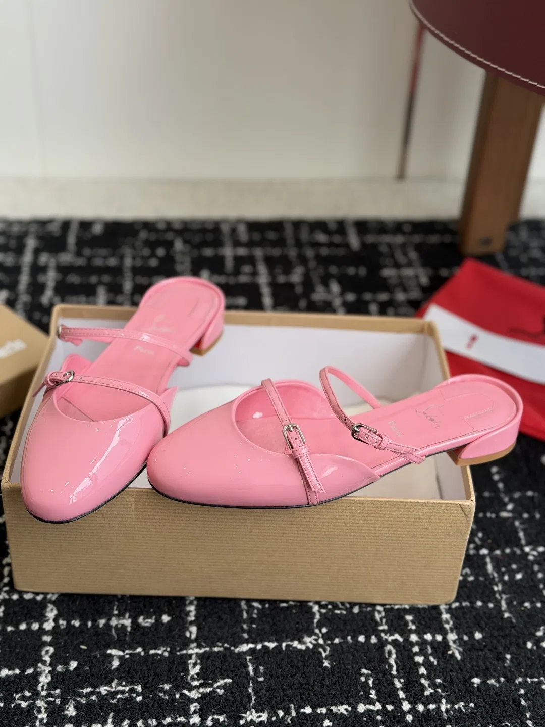 LOUBOUTIN 27FW EIYCUJO 001 구두 13