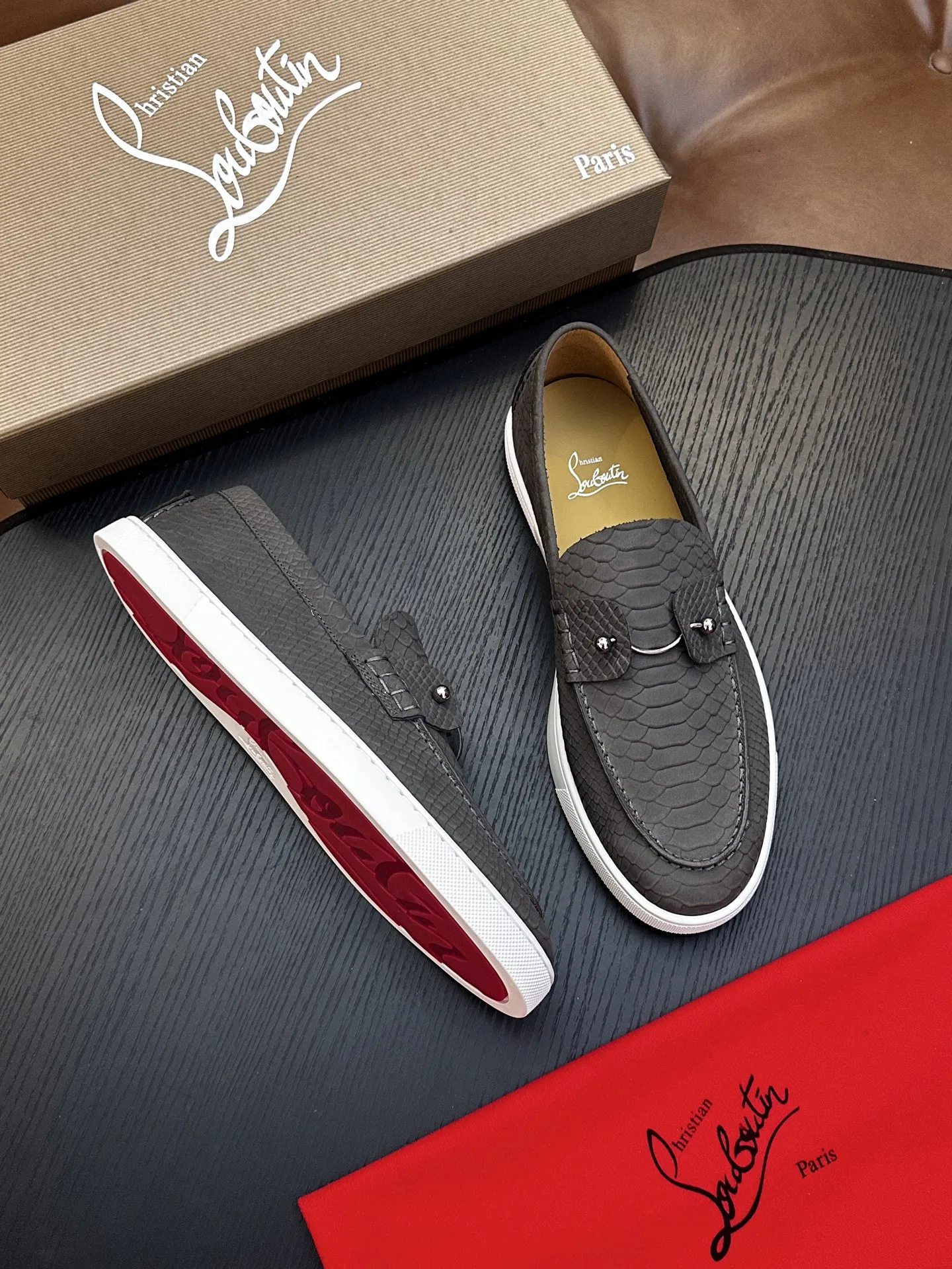 LOUBOUTIN 27FW EIYCUJO 002 로퍼 13