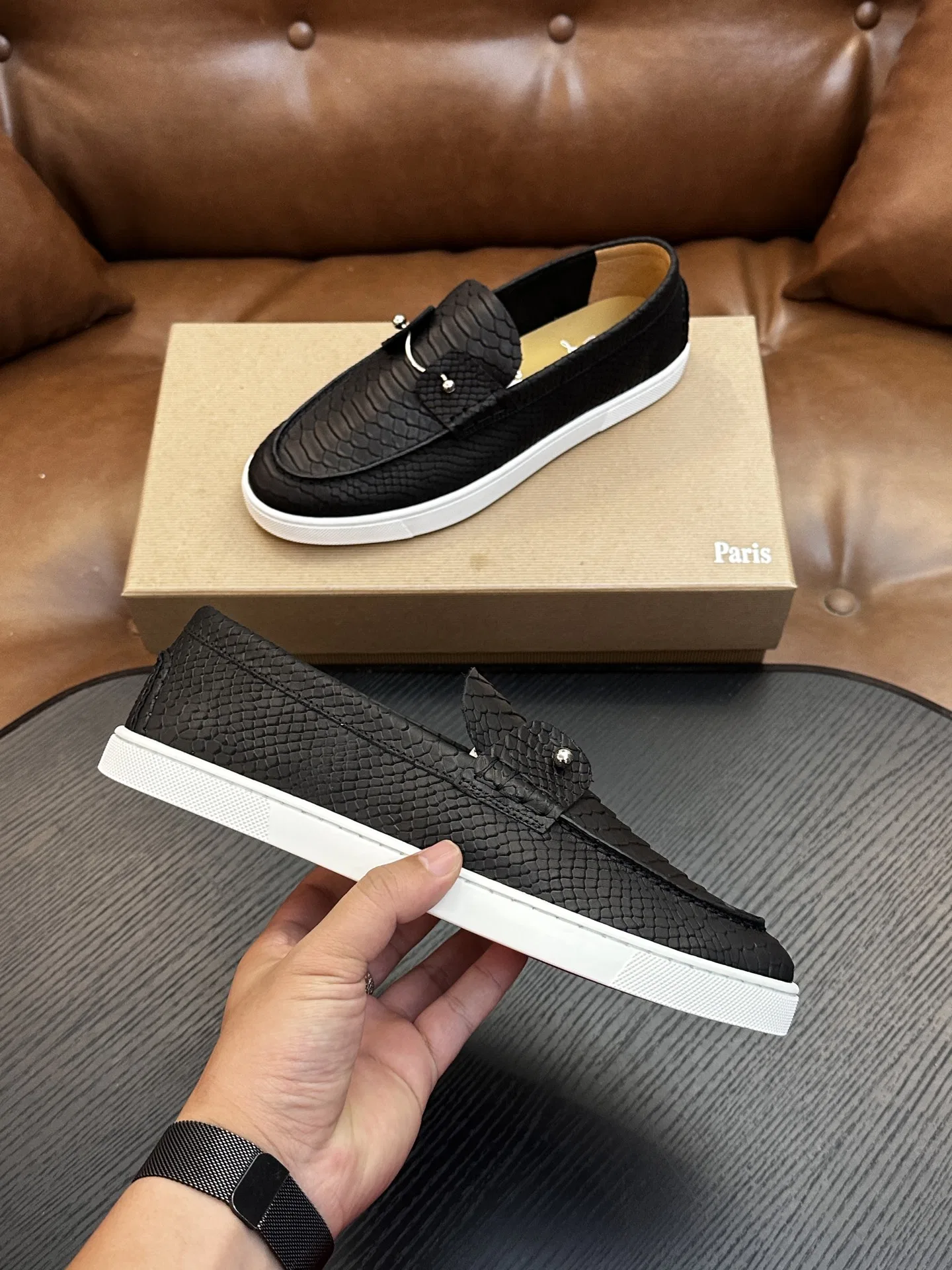 LOUBOUTIN 27FW EIYCUJO 002 로퍼 50