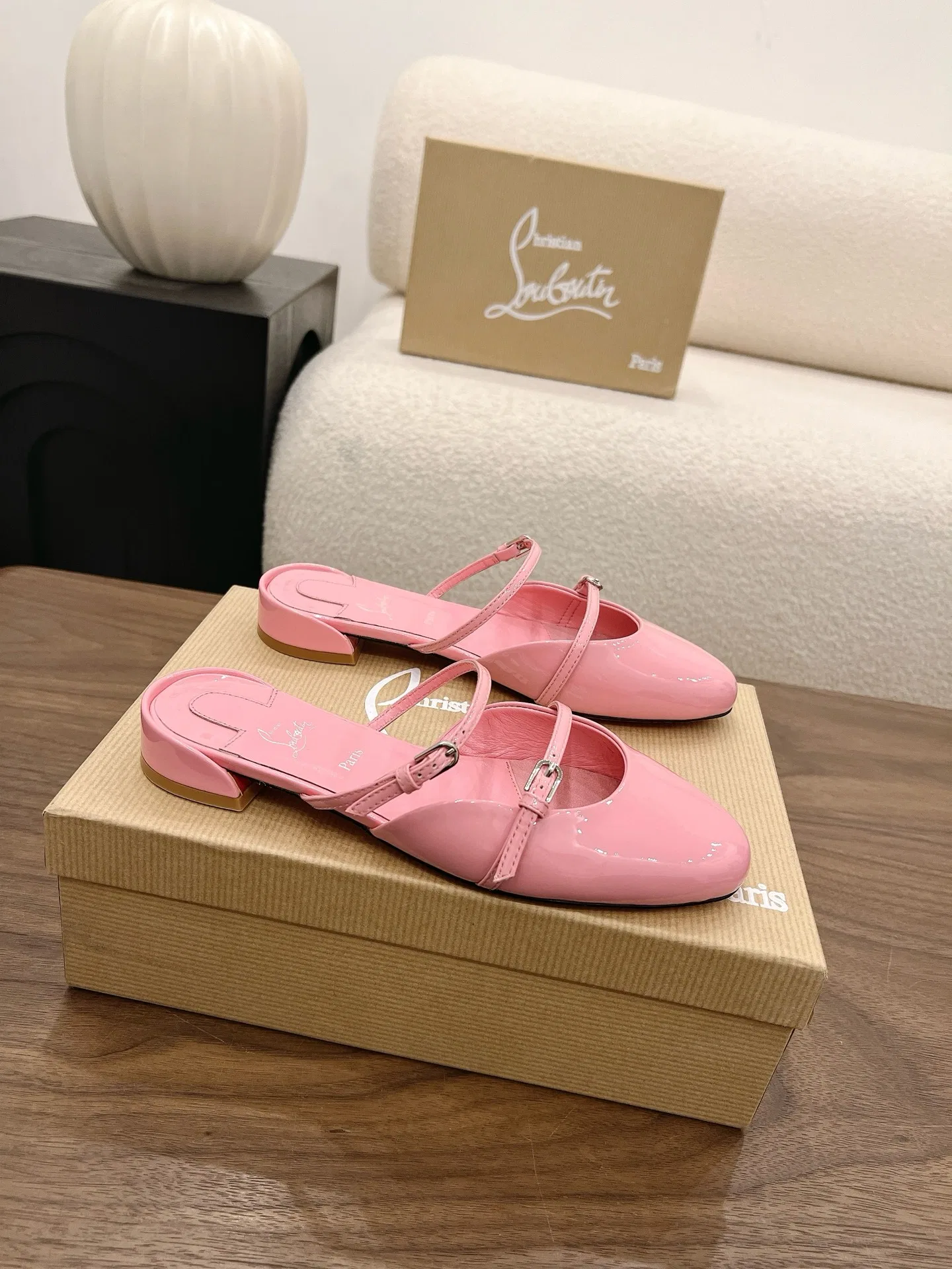 LOUBOUTIN 27FW MSFBUNF 003 플랫슈즈 28