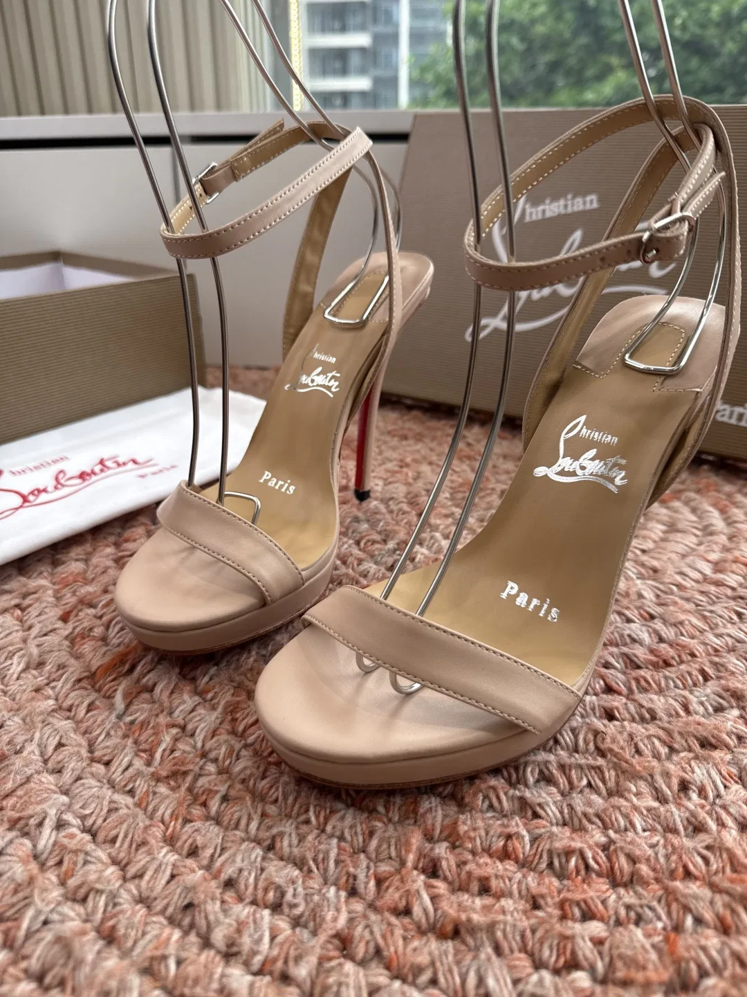 LOUBOUTIN 27FW MSFBUNF 009 구두 7