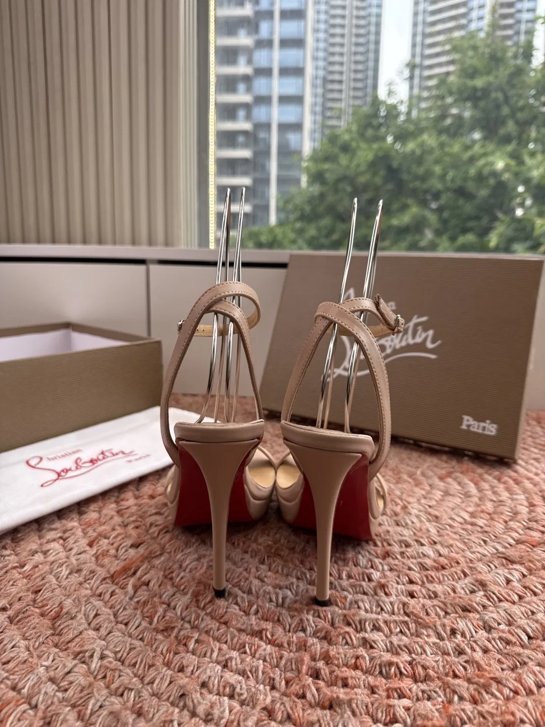 LOUBOUTIN 27FW MSFBUNF 009 구두 8