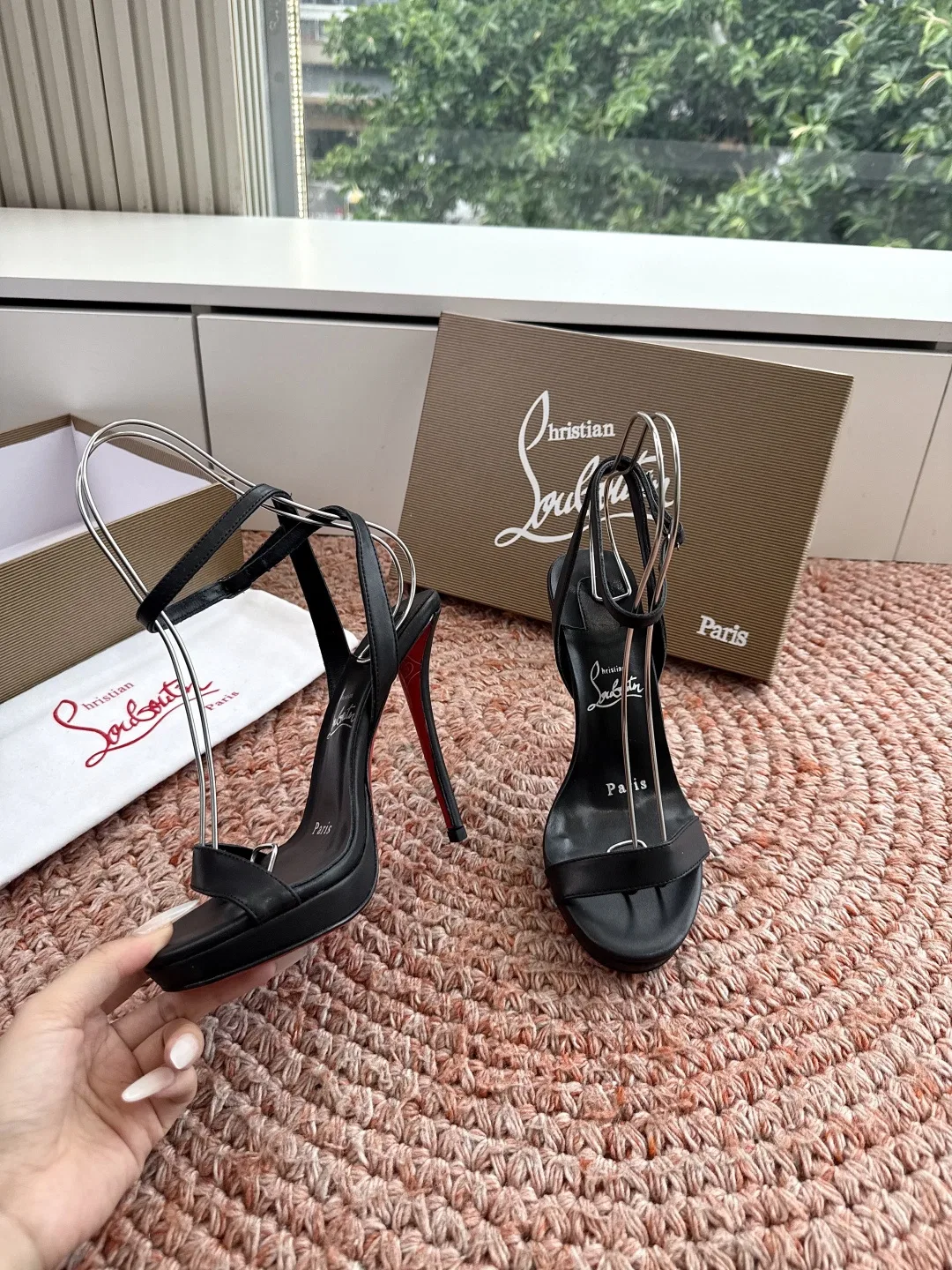LOUBOUTIN 27FW MSFBUNF 009 구두 12