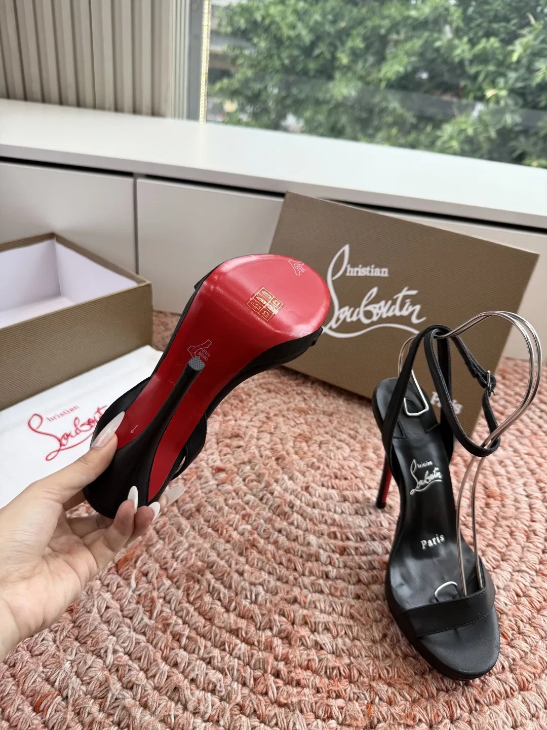 LOUBOUTIN 27FW MSFBUNF 009 구두 17