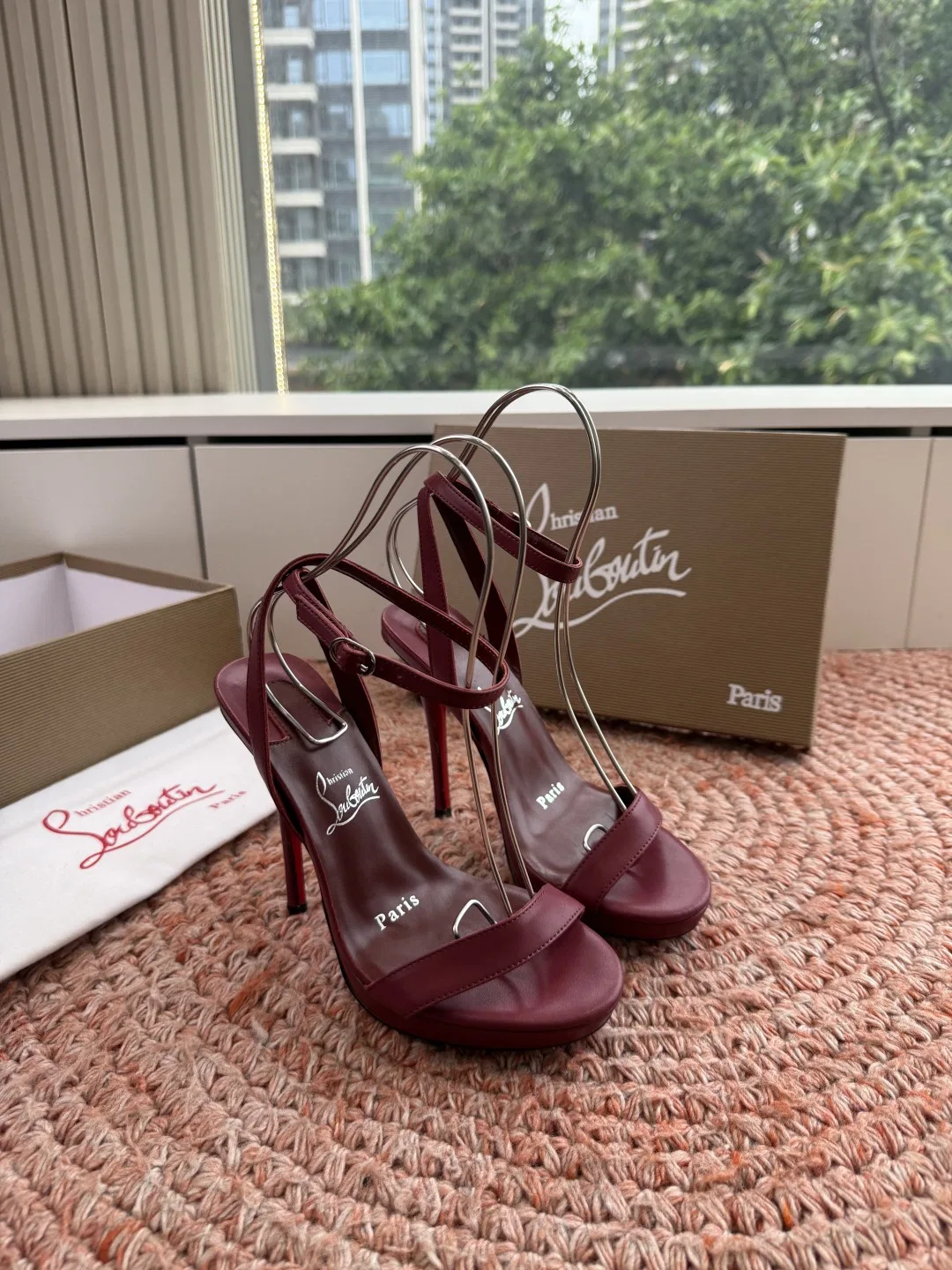 LOUBOUTIN 27FW MSFBUNF 009 구두 24