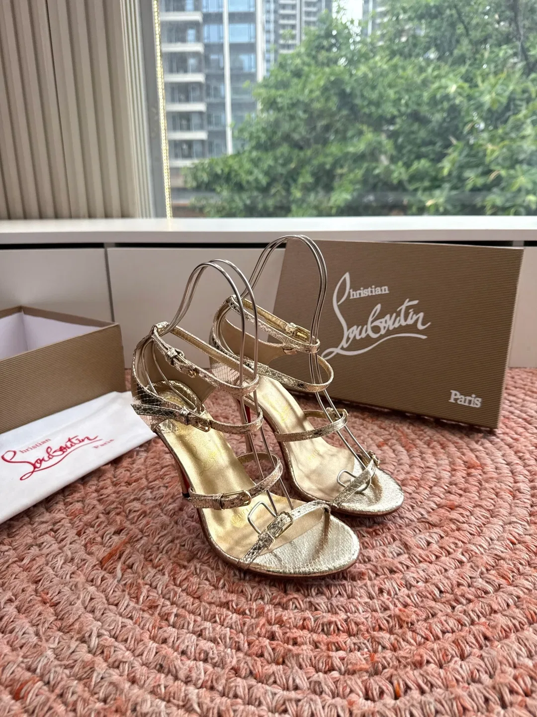 LOUBOUTIN 27FW MSFBUNF 010 구두 15