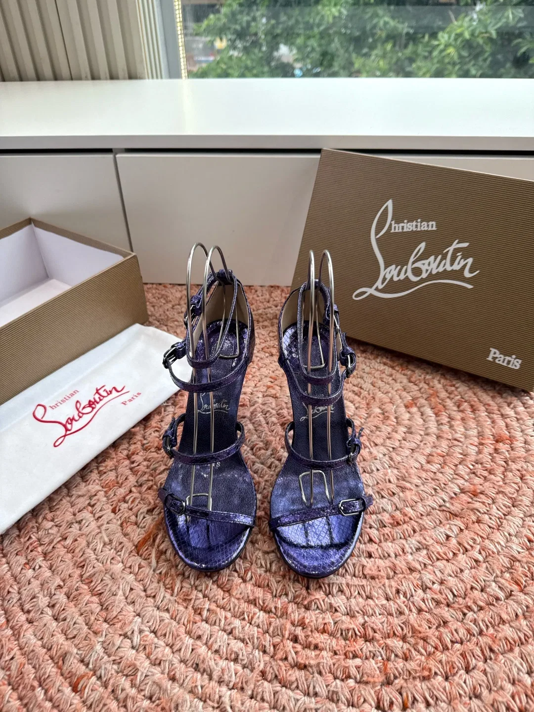 LOUBOUTIN 27FW MSFBUNF 010 구두 19