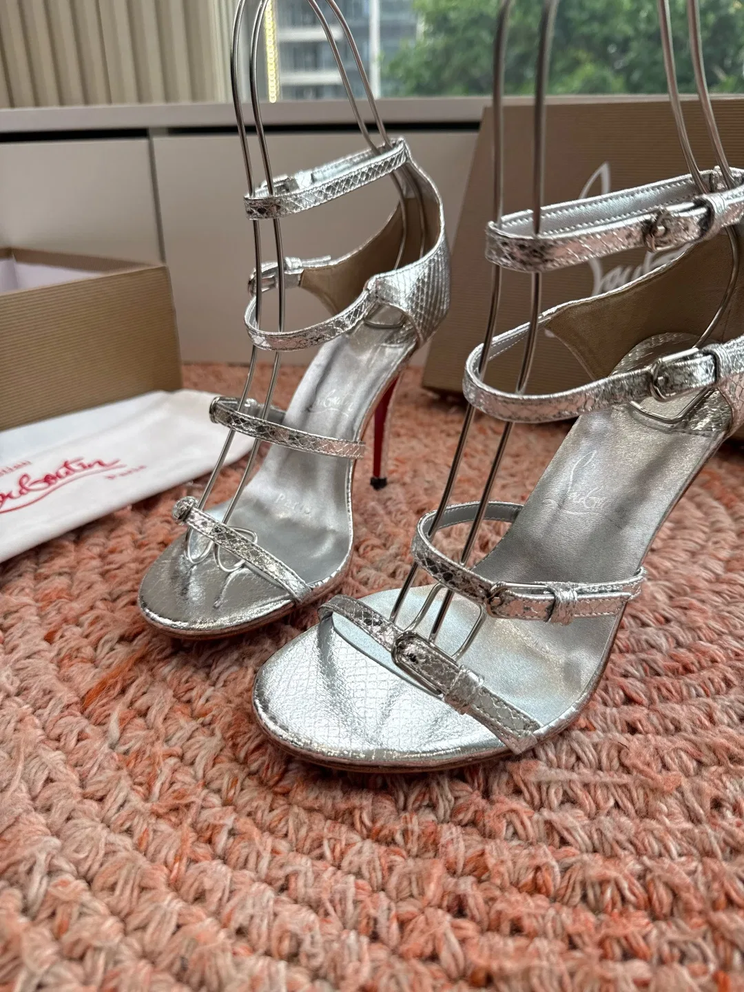 LOUBOUTIN 27FW MSFBUNF 010 구두 34