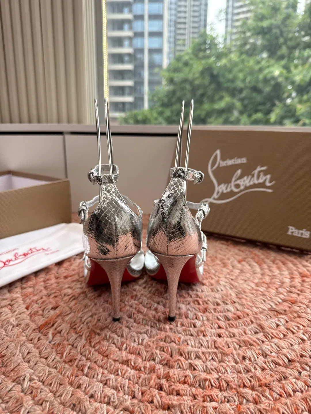 LOUBOUTIN 27FW MSFBUNF 010 구두 35