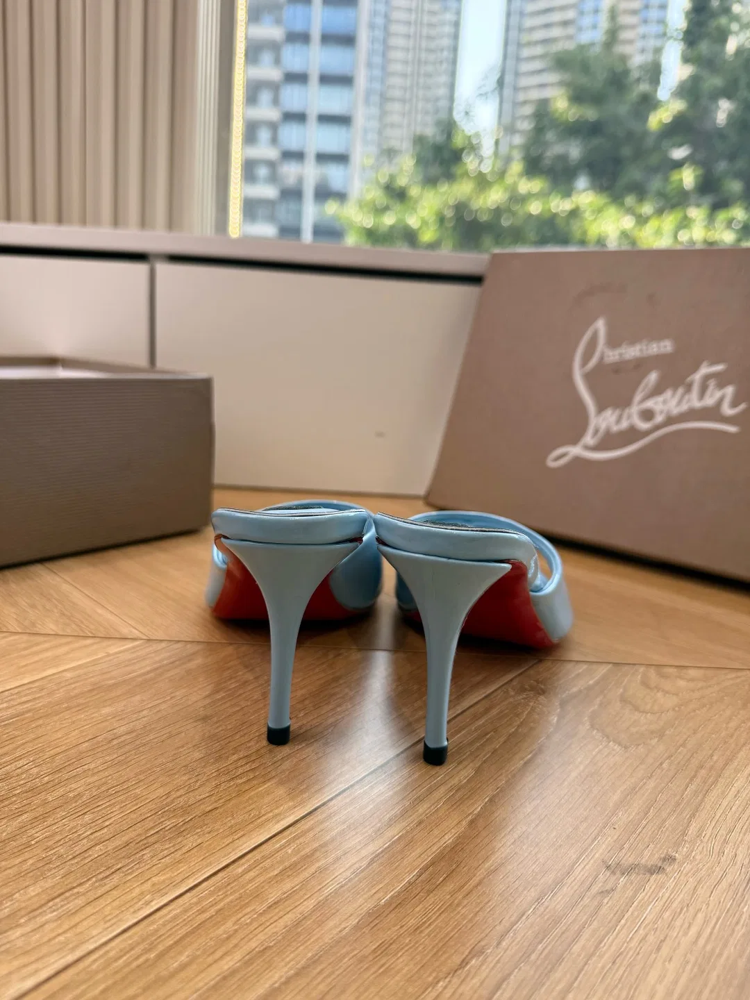 LOUBOUTIN 27FW MSFBUNF 012 구두 8
