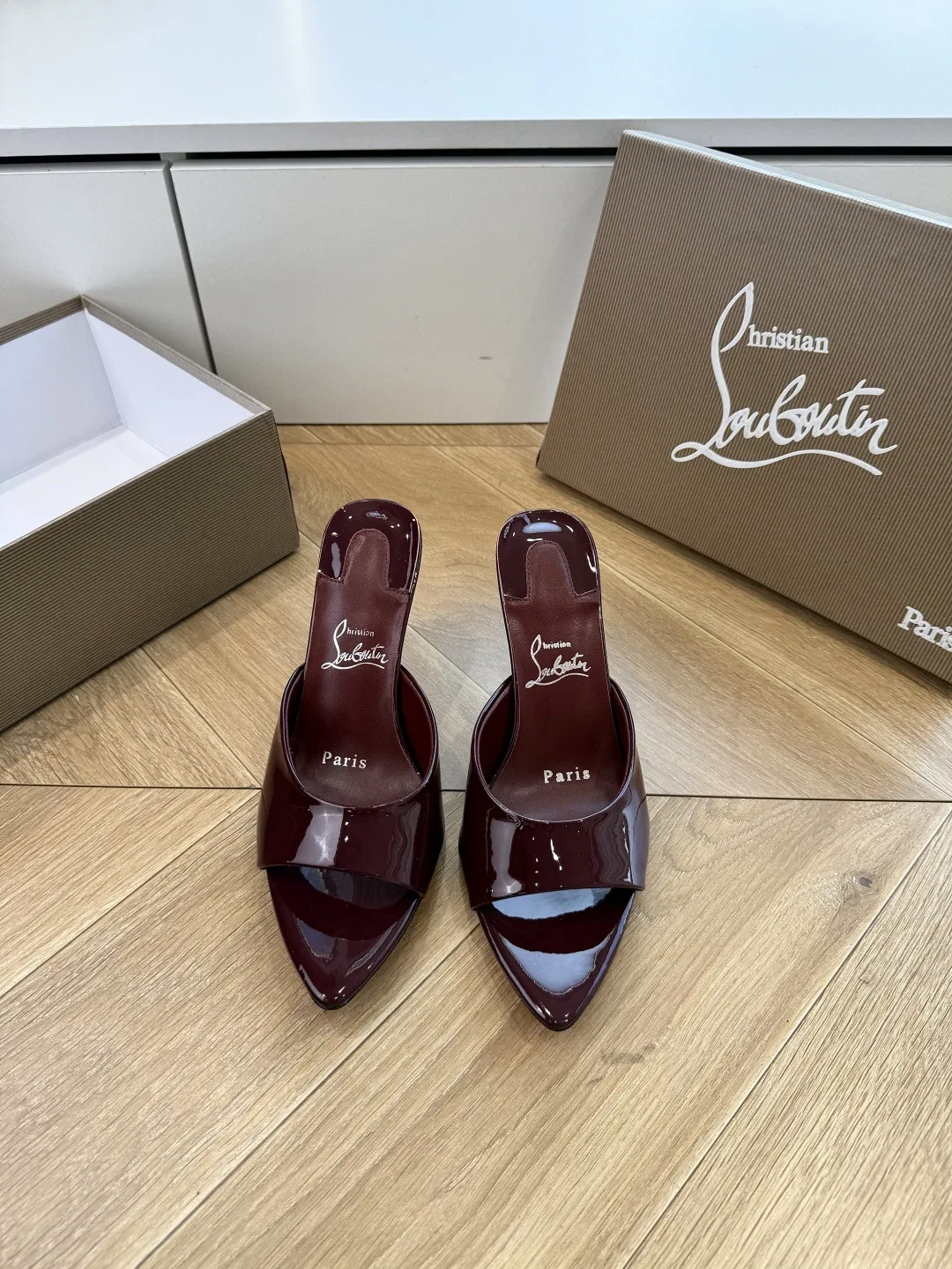 LOUBOUTIN 27FW MSFBUNF 012 구두 10