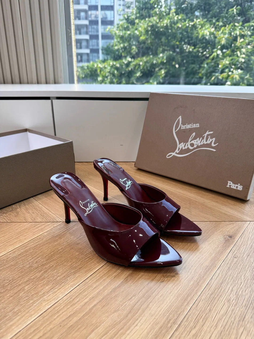 LOUBOUTIN 27FW MSFBUNF 012 구두 15